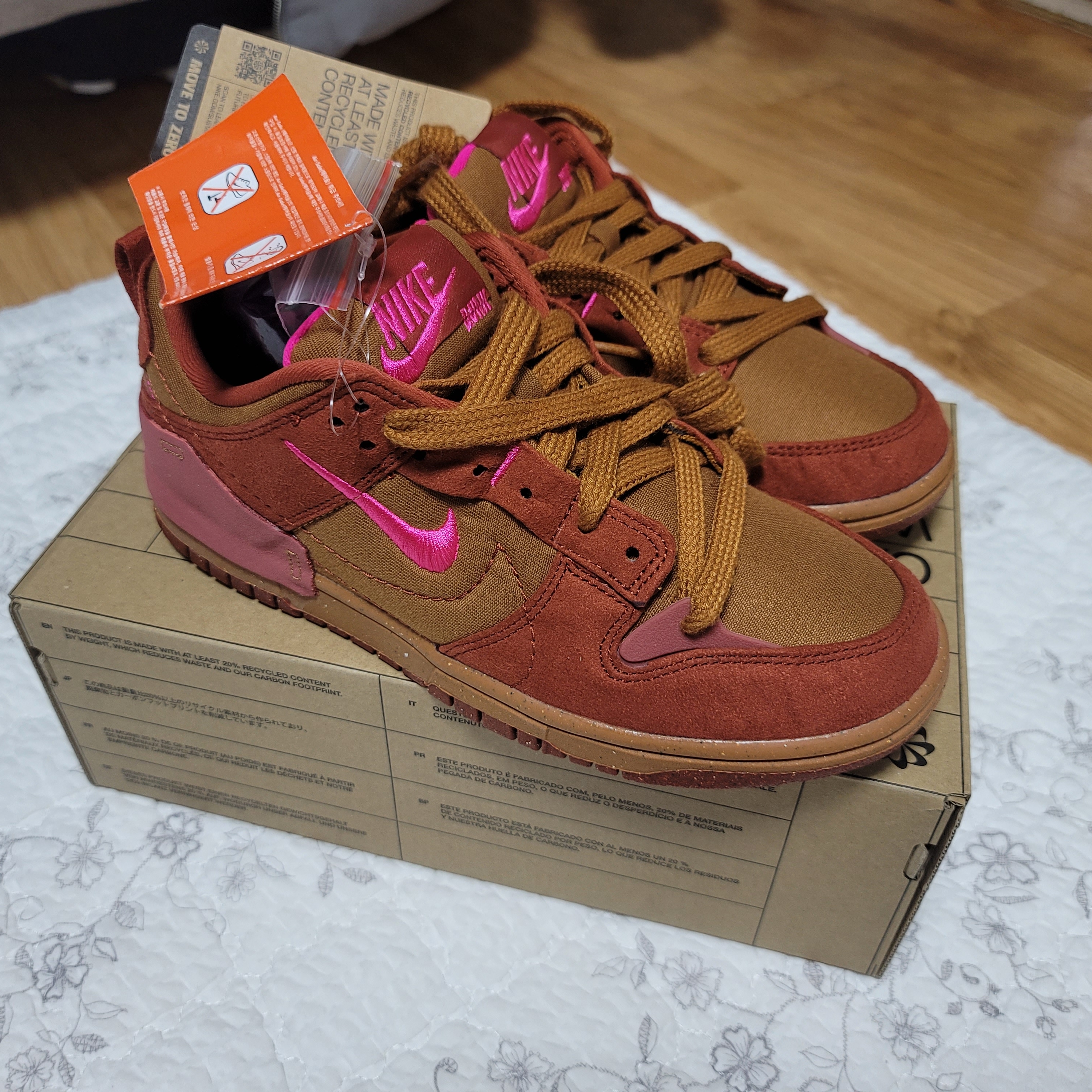 (W) Nike Dunk Low Disrupt 2 Desert Bronze Pink Prime 착용 스타일