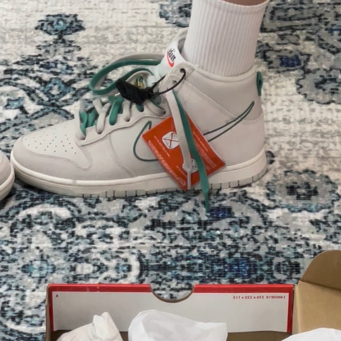 Nike Dunk High SE First Use Sail 착용 스타일