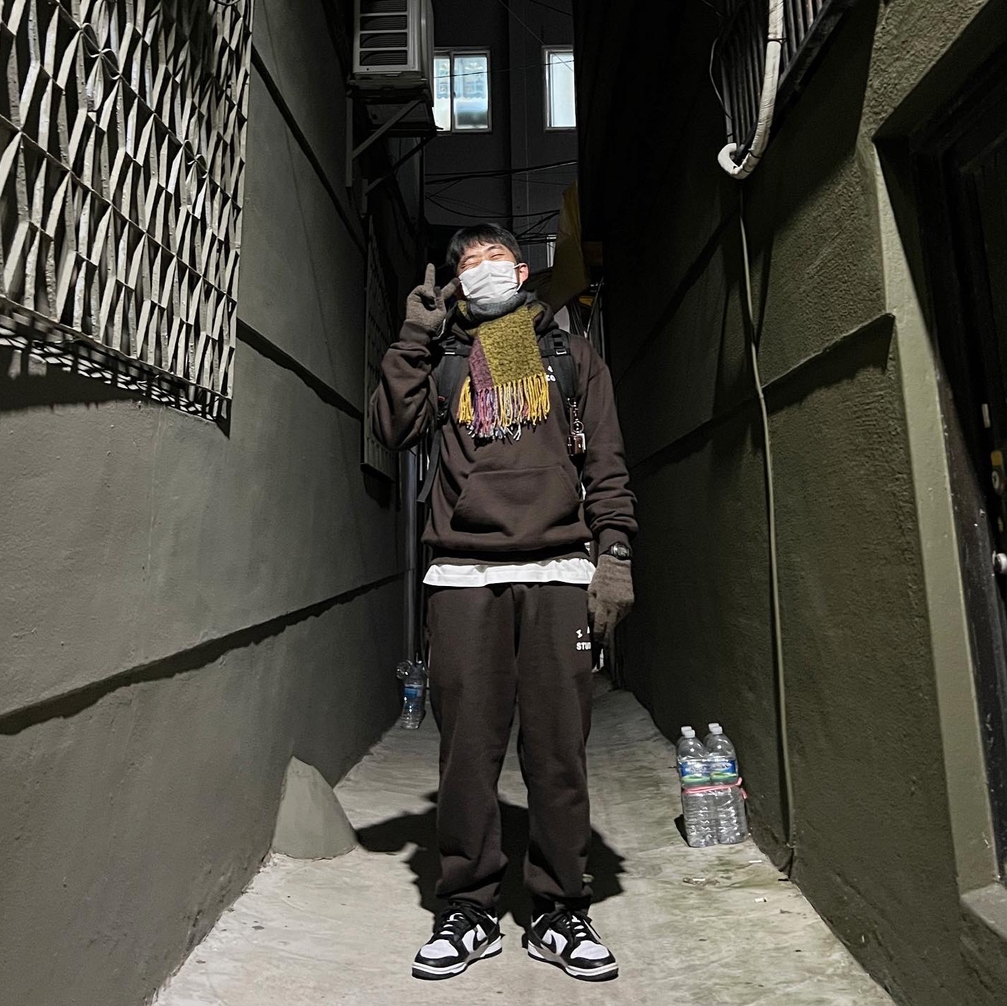 IAB Studio Hoodie Brown, IAB Studio Sweatpants Brown 착용 스타일 - 2