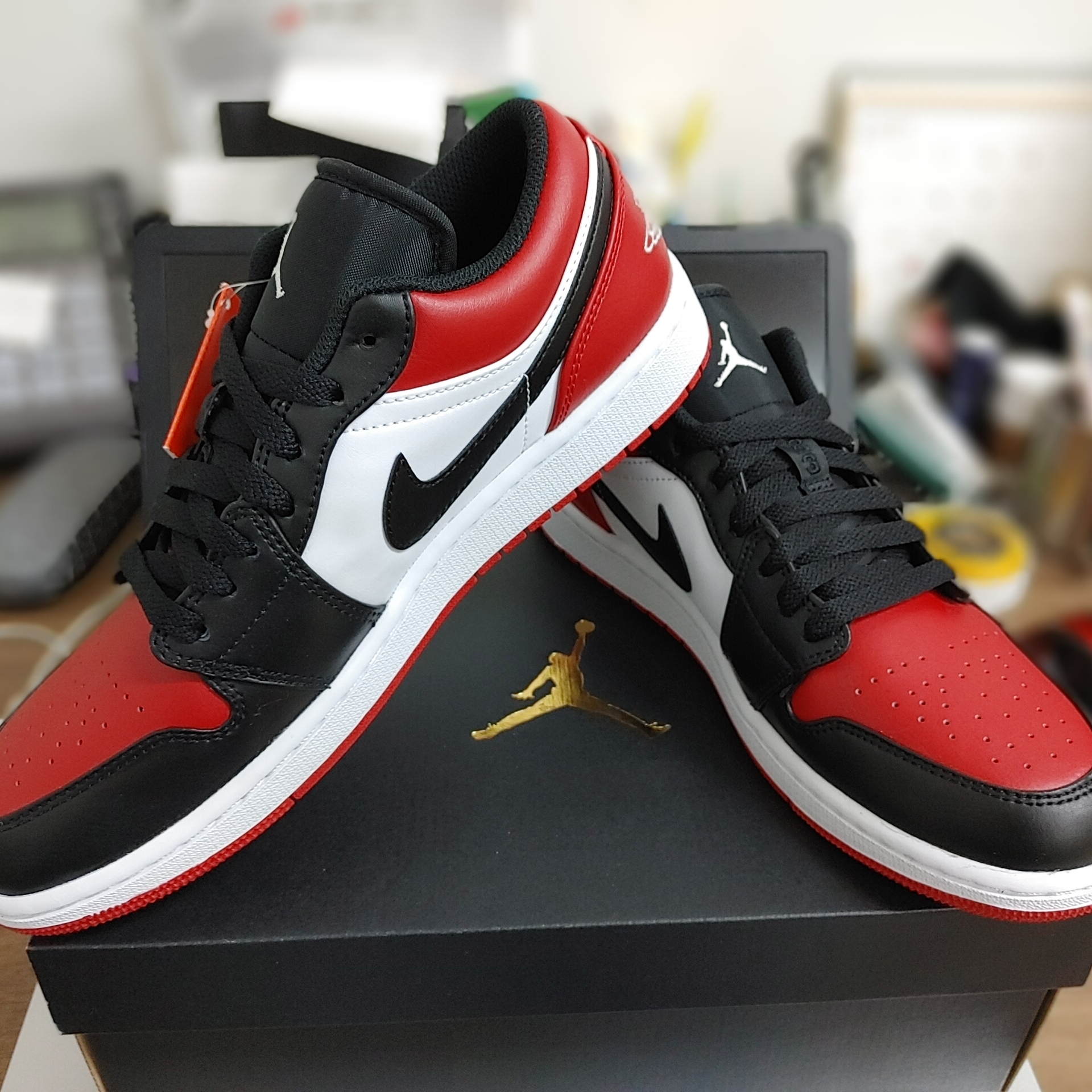 Jordan 1 Low Bred Toe 착용 스타일 - 2