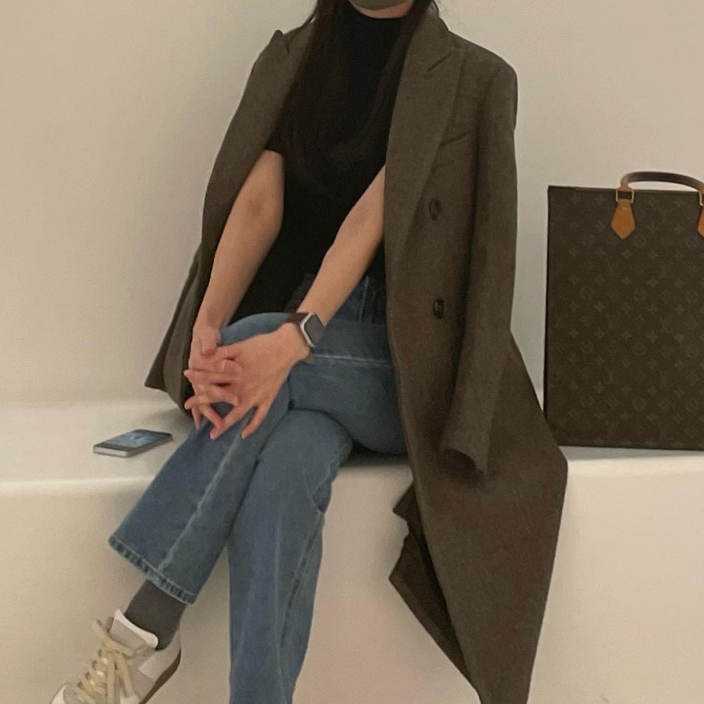 Louis Vuitton x Nigo Sac Plat Cross Marron, (W) Maison Margiela Calfskin Replica Sneakers White 착용 스타일 - 1