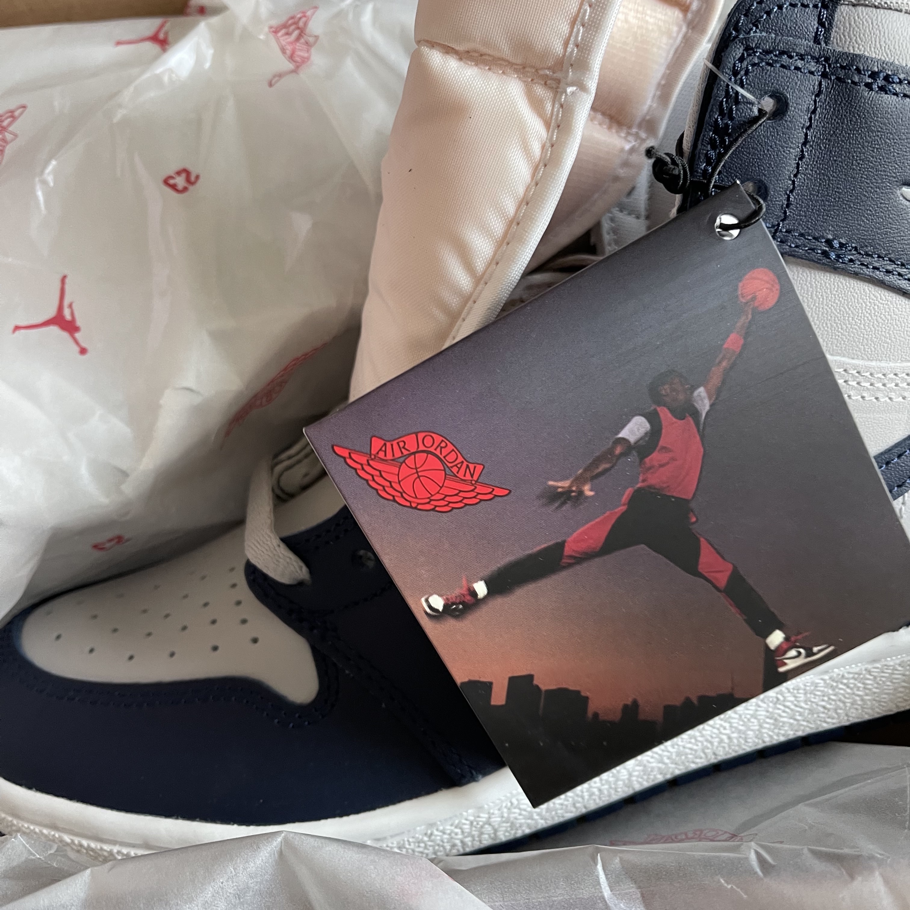 Jordan 1 High 85 College Navy 착용 스타일 - 2