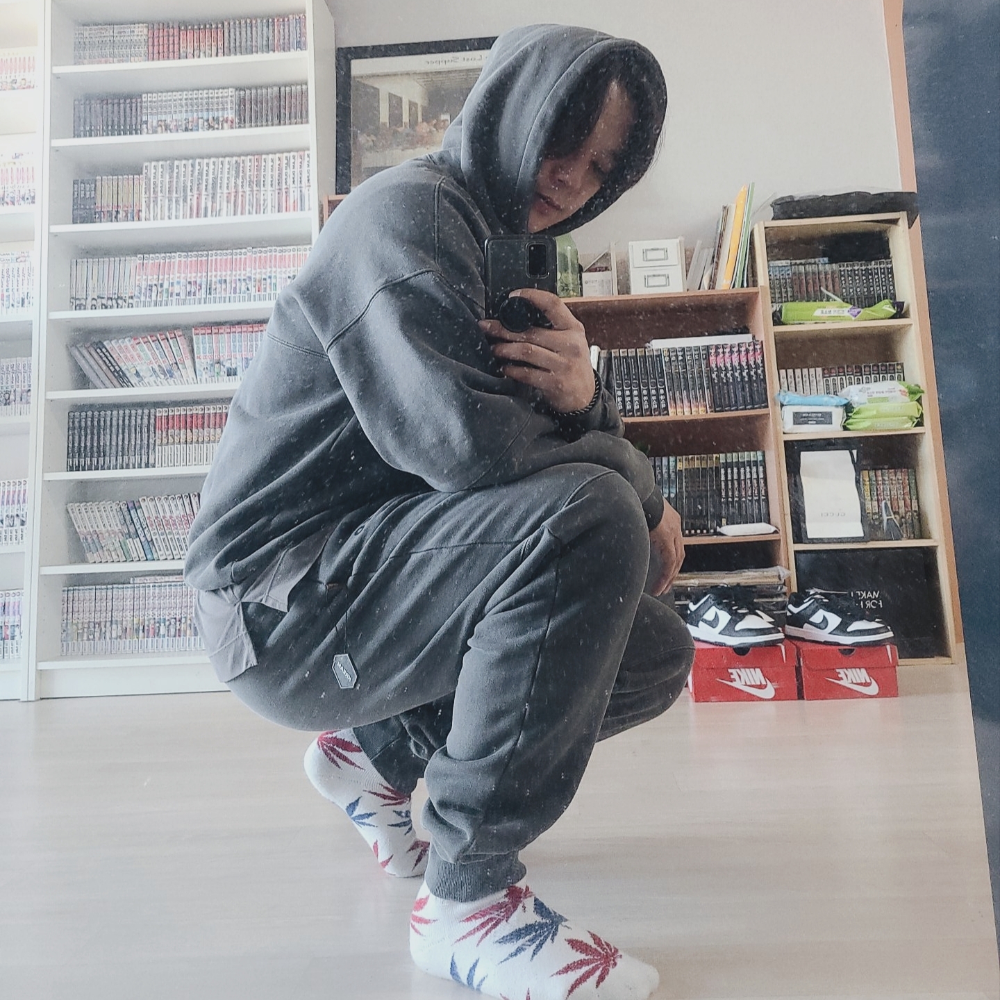 IAB Studio Blocked Pigment Sweatpants Black, IAB Studio Blocked Pigment Hoodie Black 착용 스타일 - 2