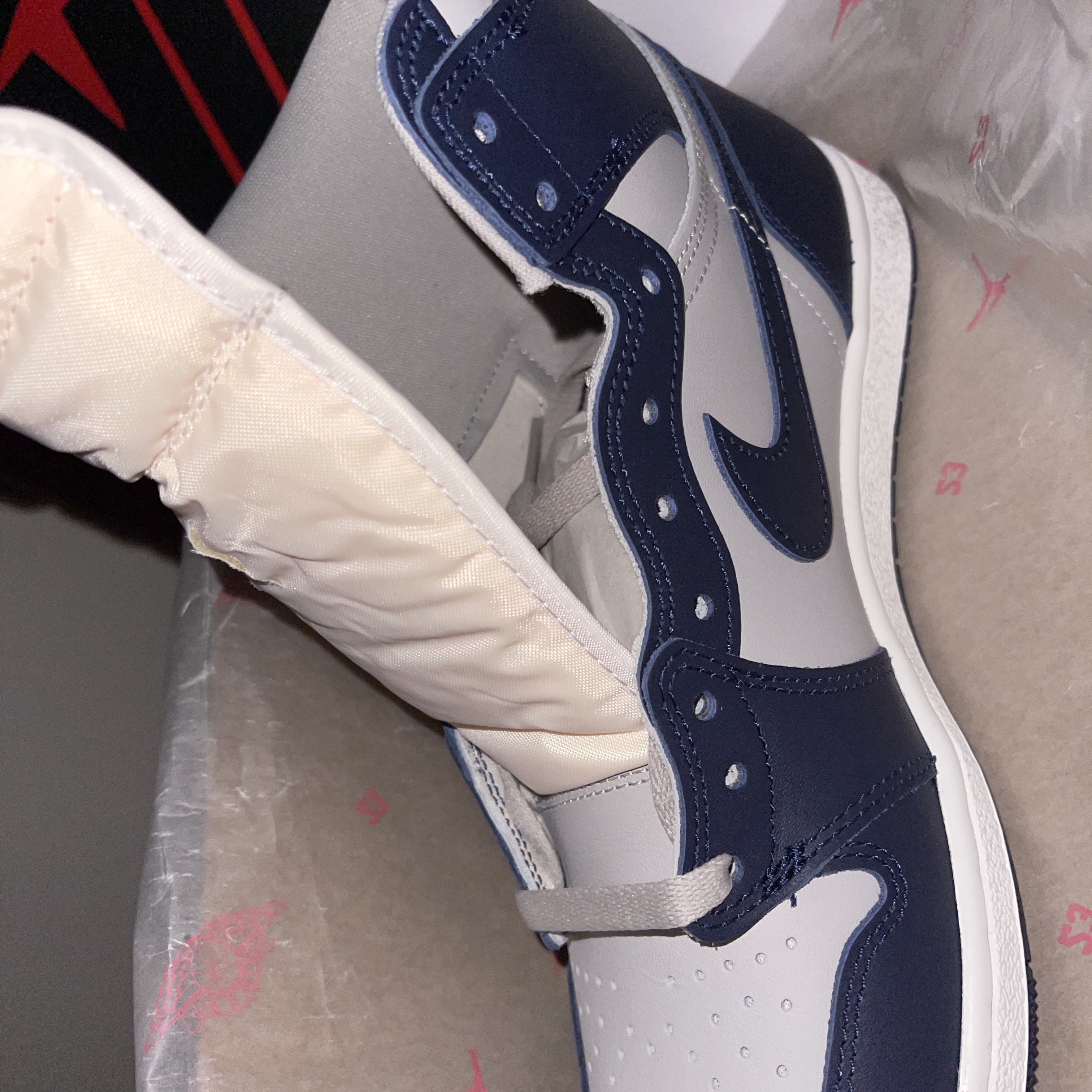 Jordan 1 High 85 College Navy 착용 스타일 - 4