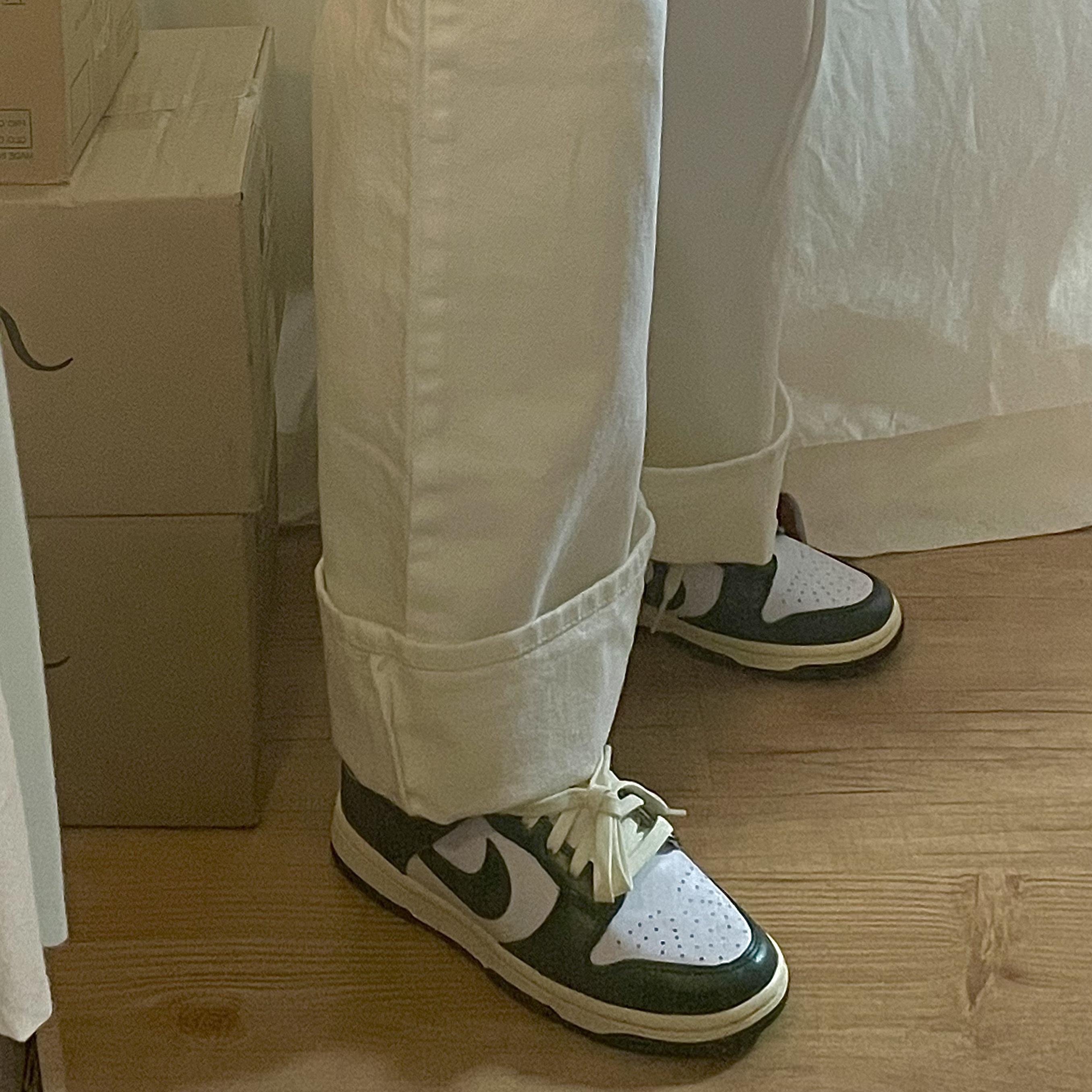 (W) Nike Dunk Low Vintage Green 착용 스타일