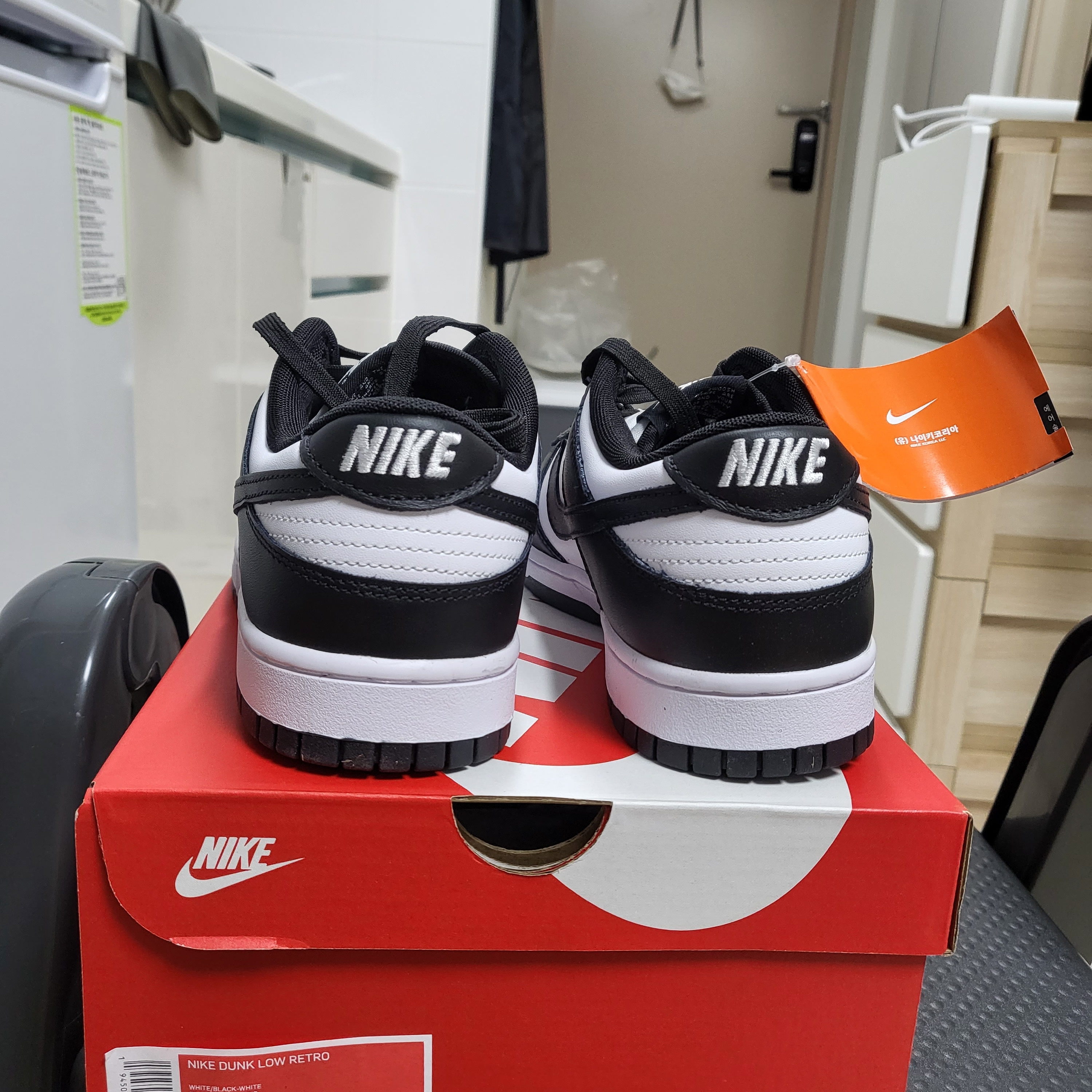 Nike Dunk Low Retro Black 착용 스타일 - 3