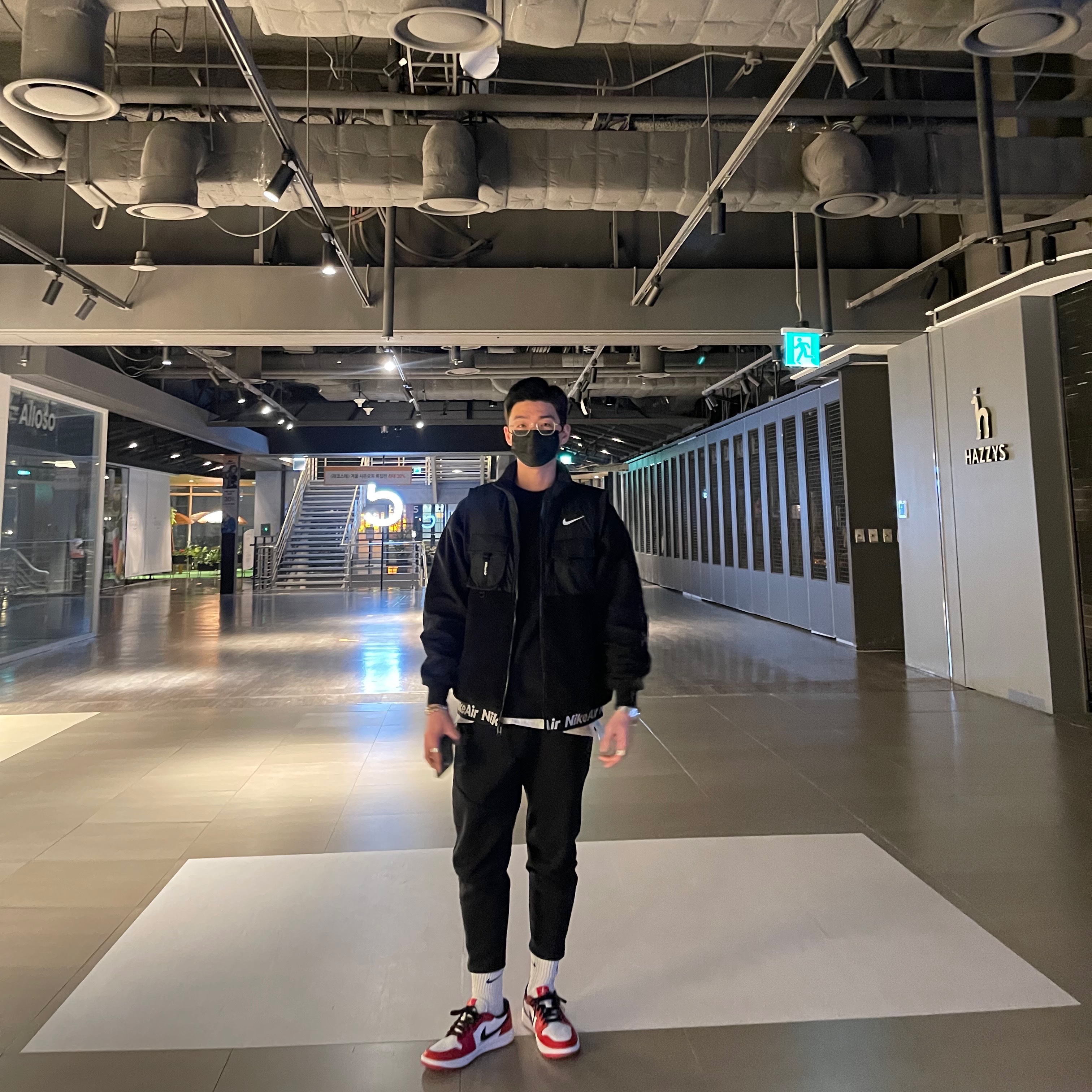 Jordan 1 Low Golf Chicago 착용 스타일