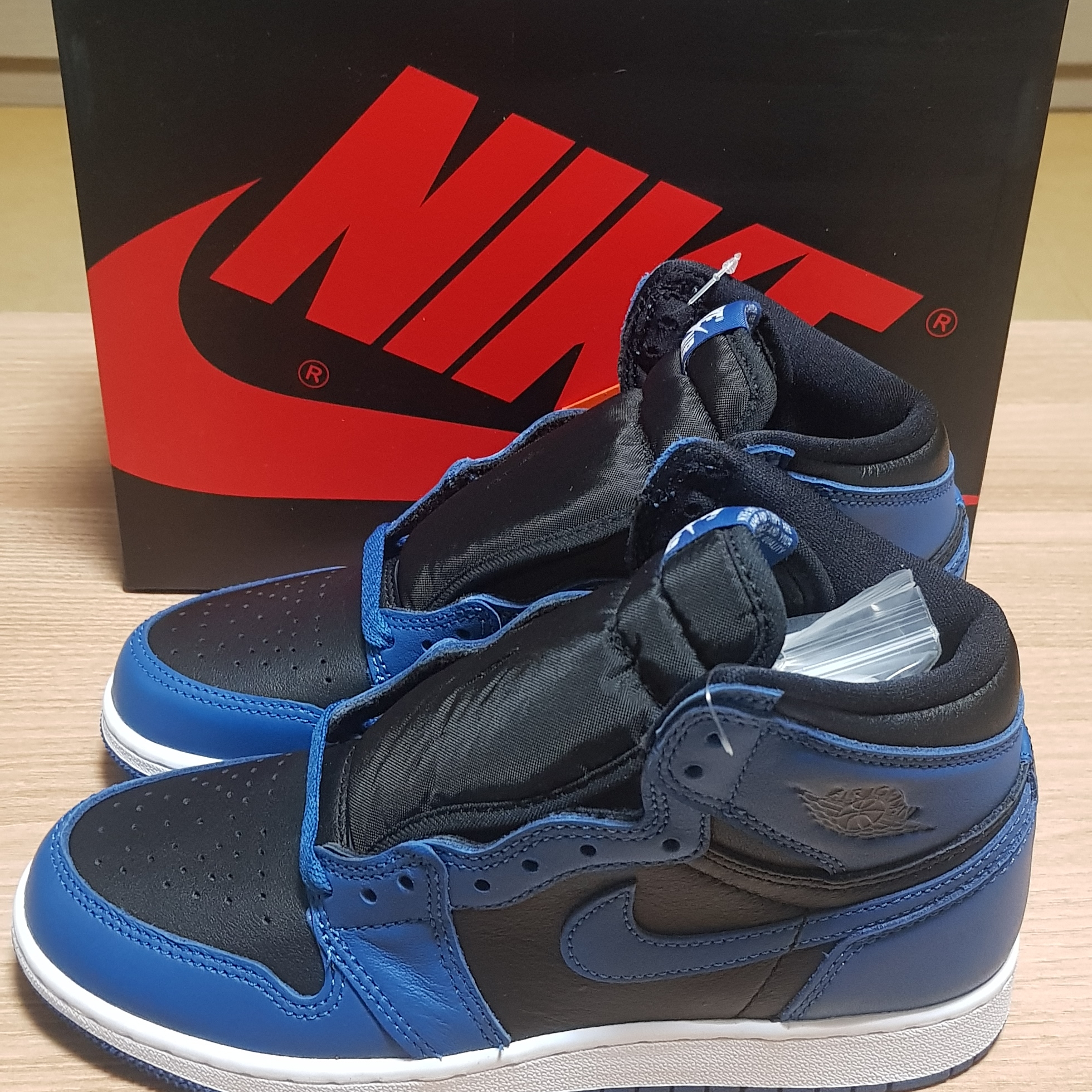 Jordan 1 Retro High OG Dark Marina Blue 착용 스타일 - 5