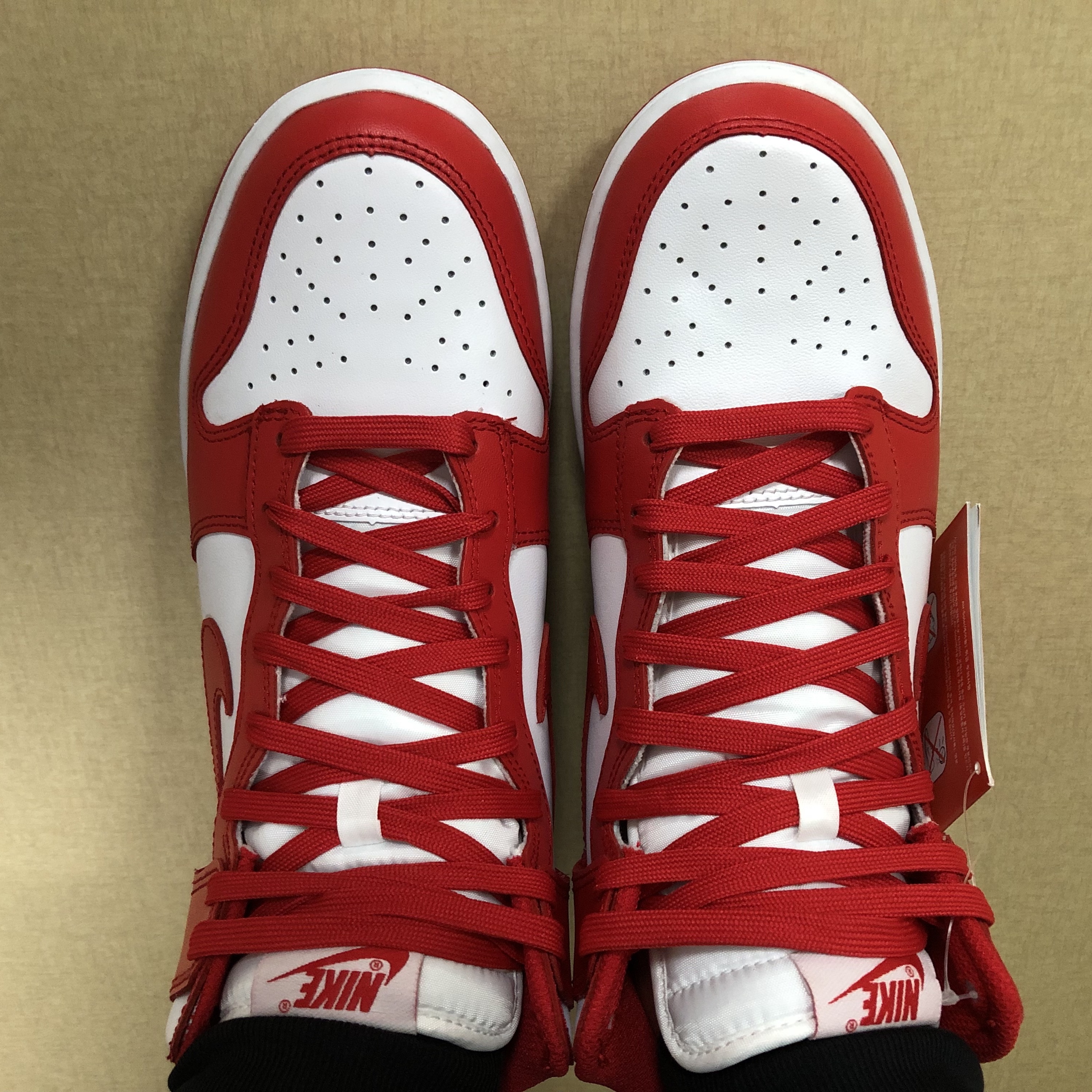 Nike Dunk High Retro Championship White and Red 착용 스타일 - 4