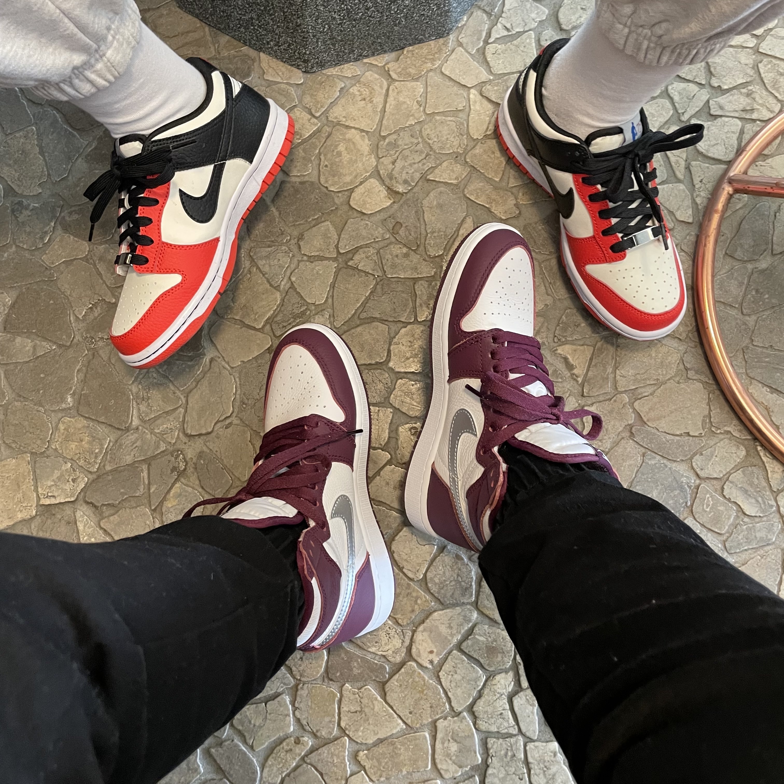 Jordan 1 Retro High OG Bordeaux, (GS) Jordan 1 Retro High OG Bordeaux 착용 스타일