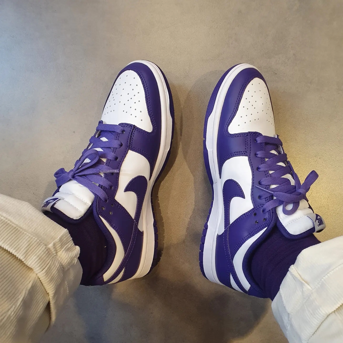Nike Dunk Low Retro Championship Court Purple 착용 스타일
