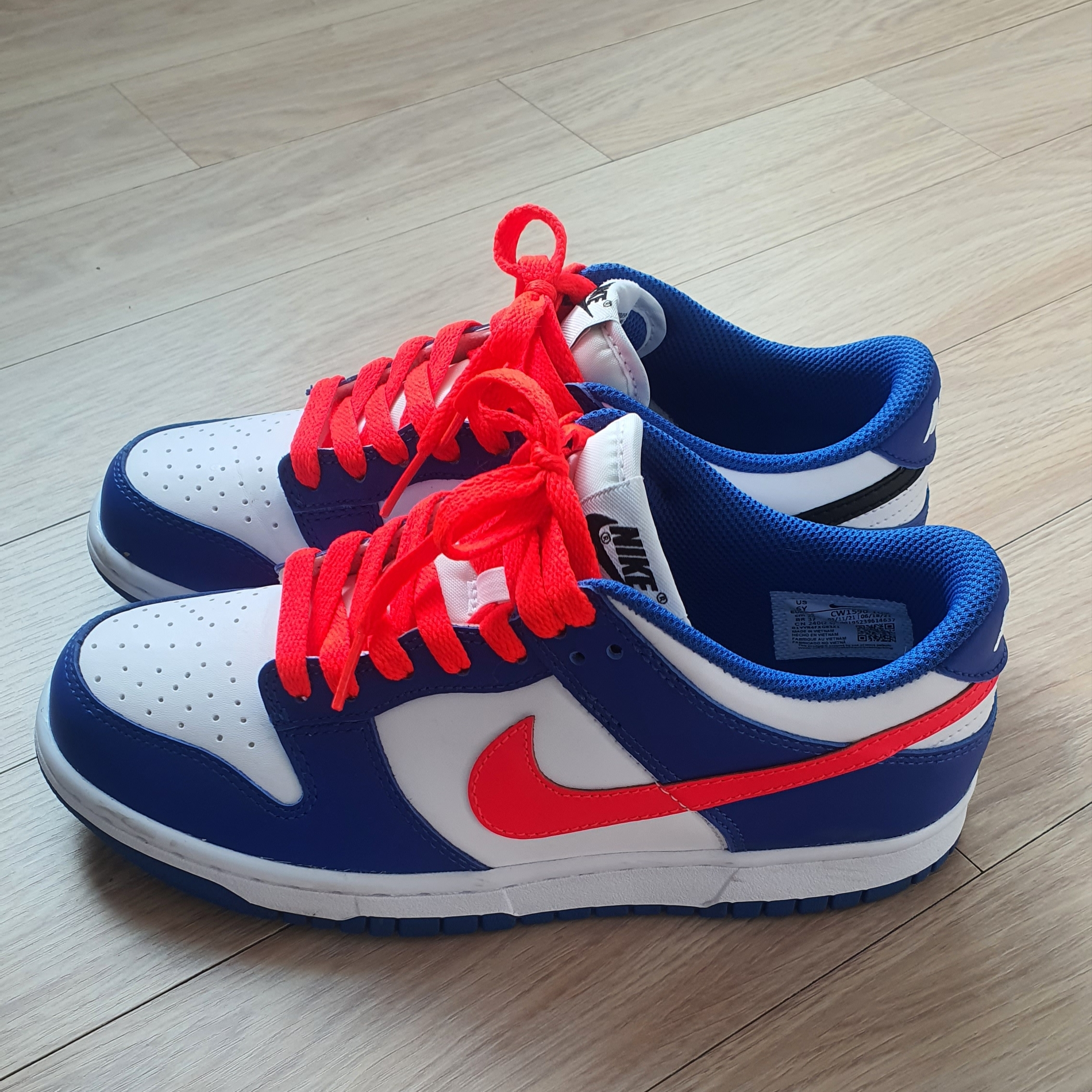 (GS) Nike Dunk Low Bright Crimson Game Royal 착용 스타일