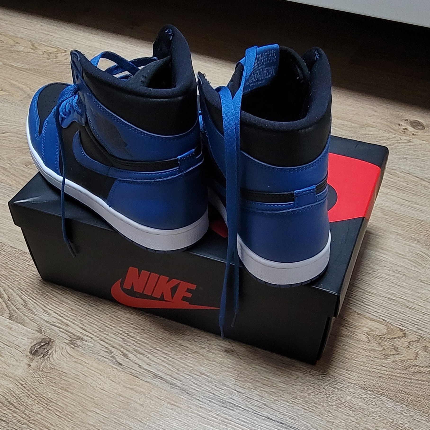 Jordan 1 Retro High OG Dark Marina Blue 착용 스타일 - 3
