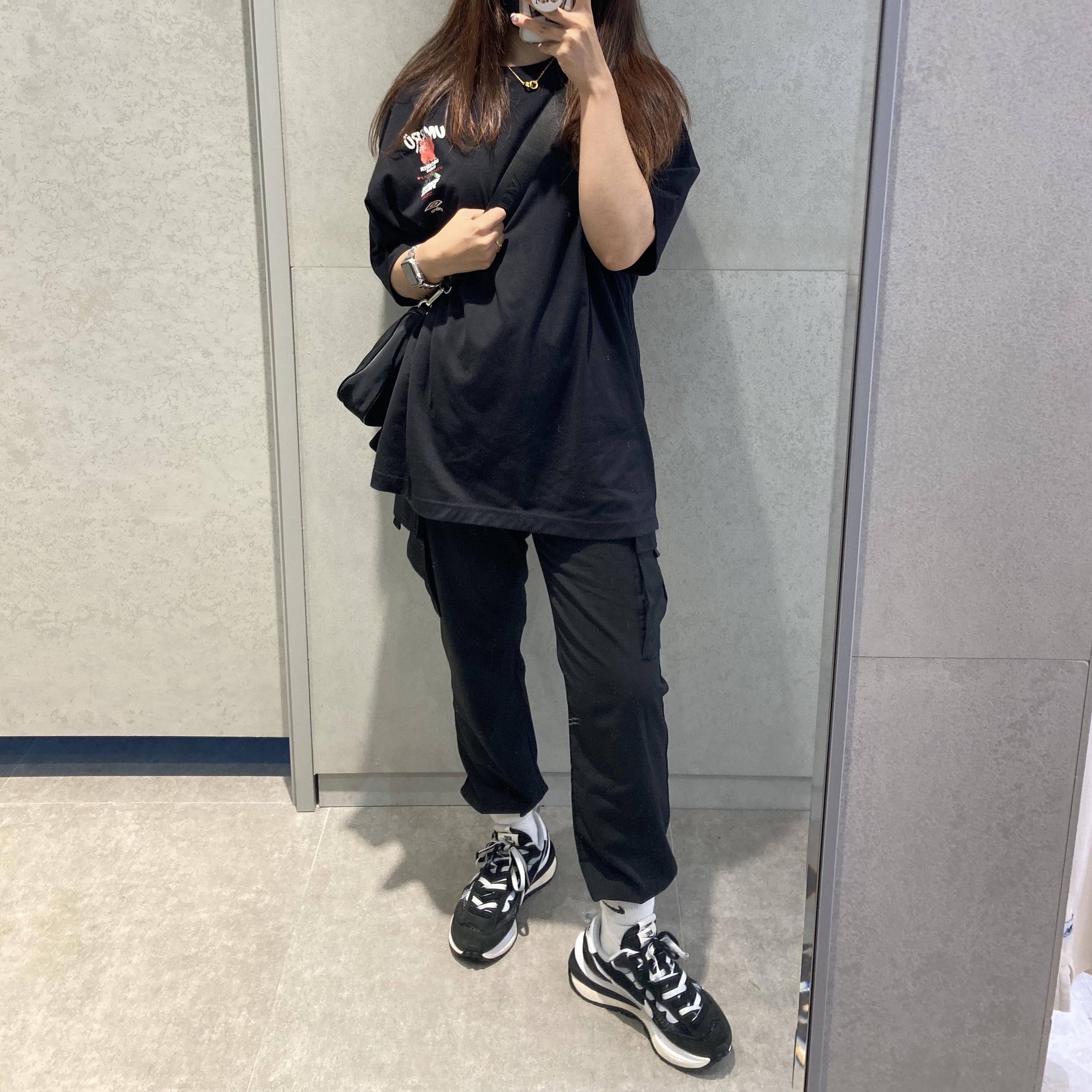 Nike x Sacai VaporWaffle Black White 착용 스타일 - 1
