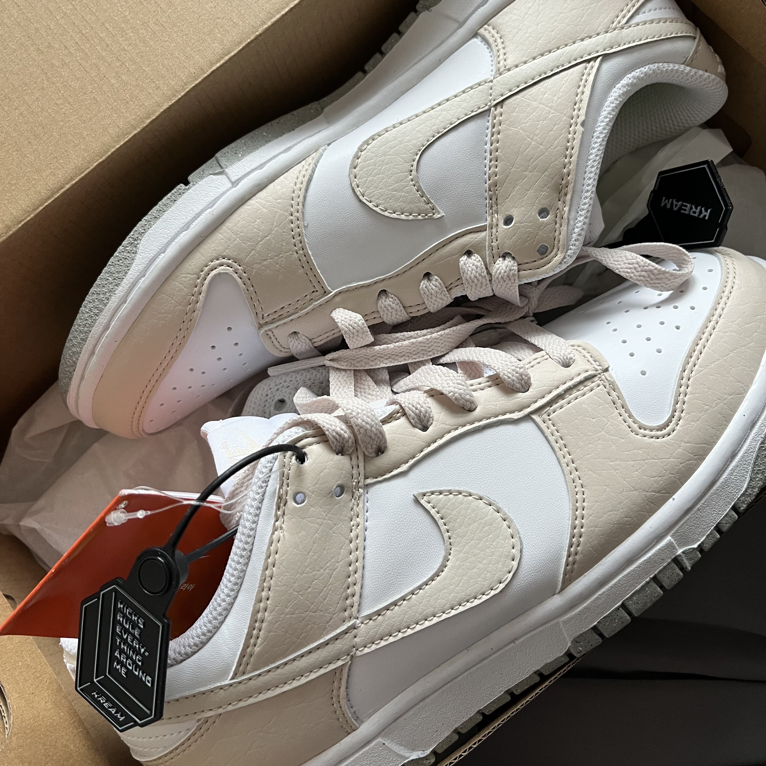 (W) Nike Dunk Low Next Nature Light Orewood Brown 착용 스타일