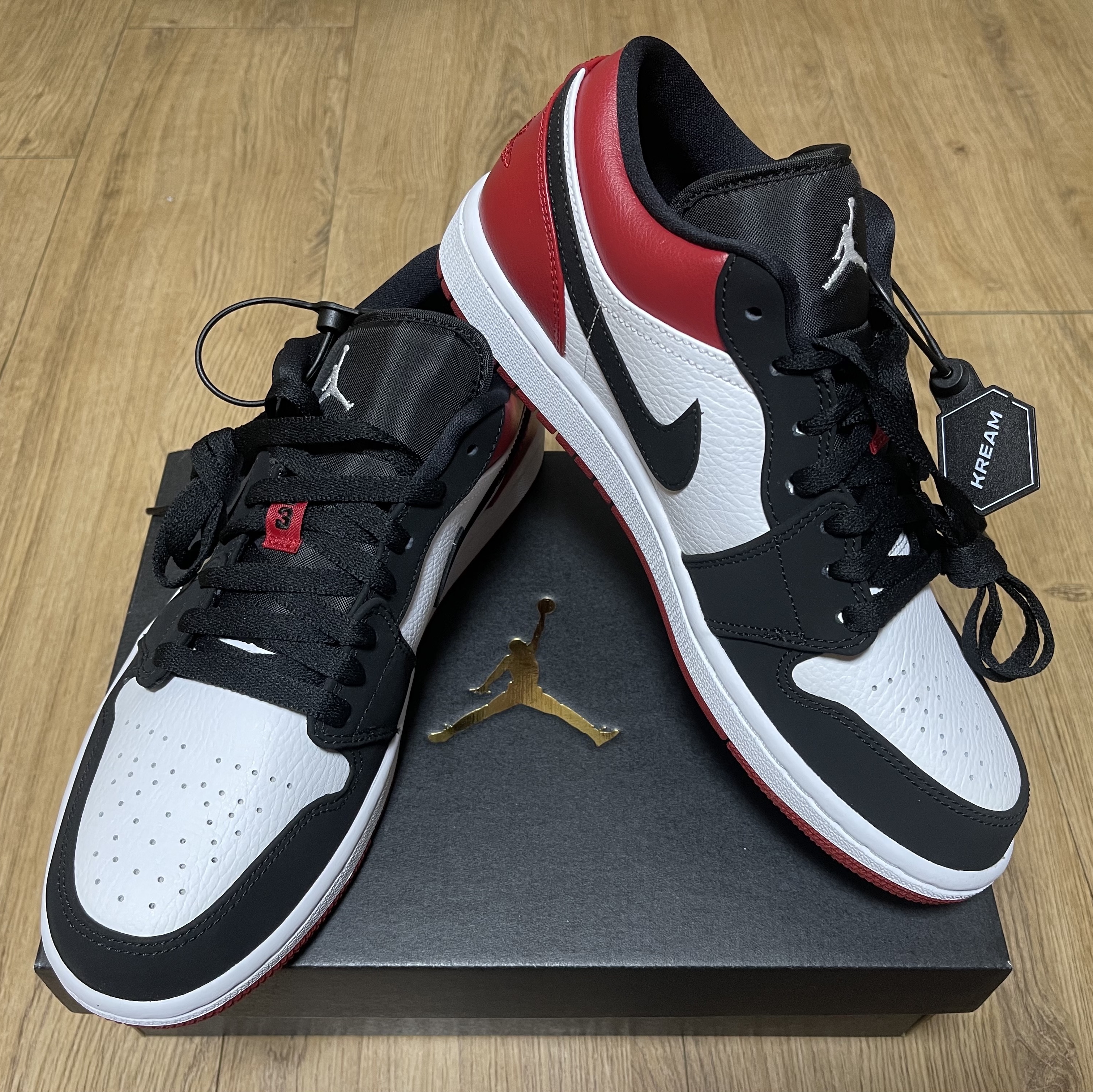 Jordan 1 Low Black Toe 착용 스타일 - 1