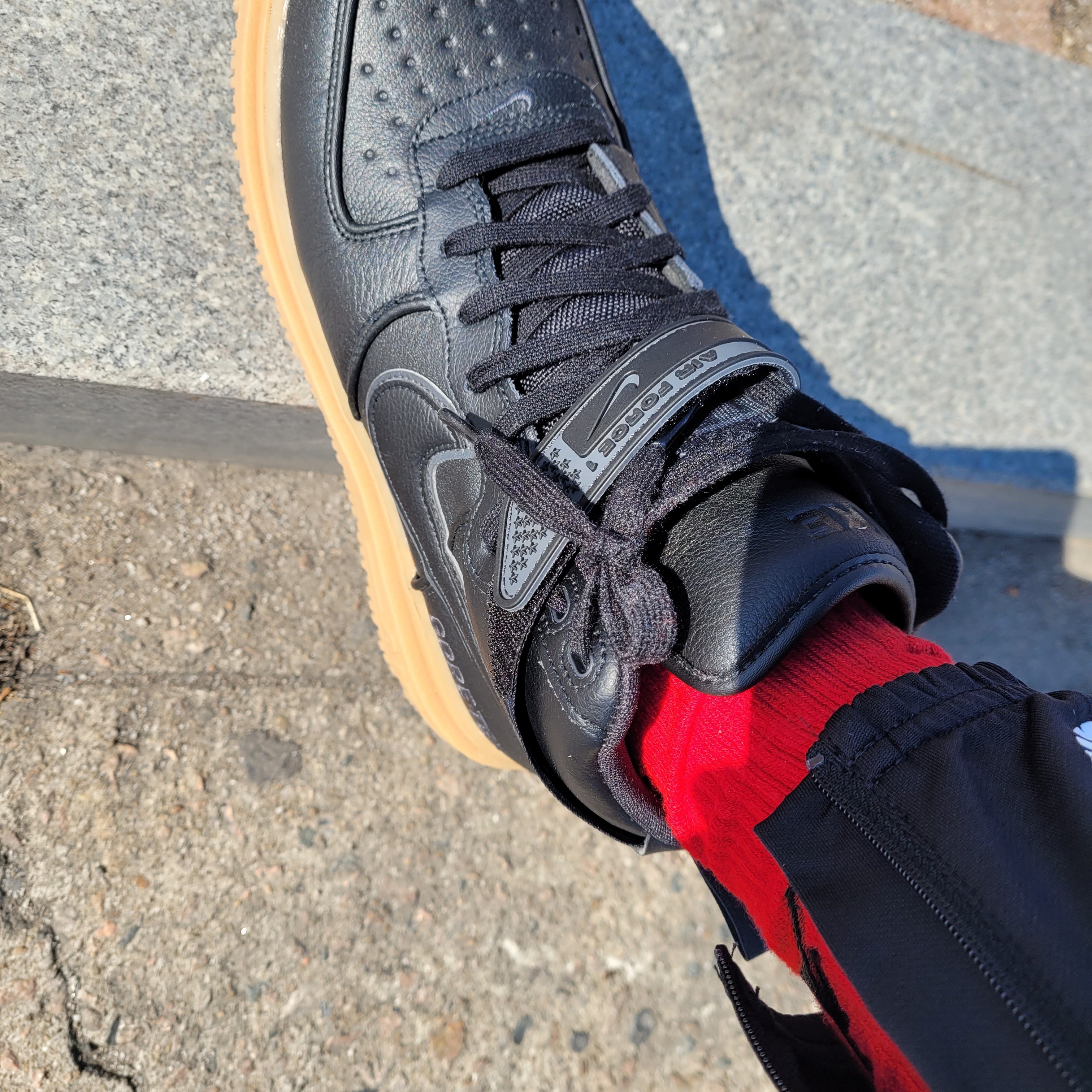 Nike Air Force 1 High Gore-Tex Boot Anthracite 착용 스타일 - 2