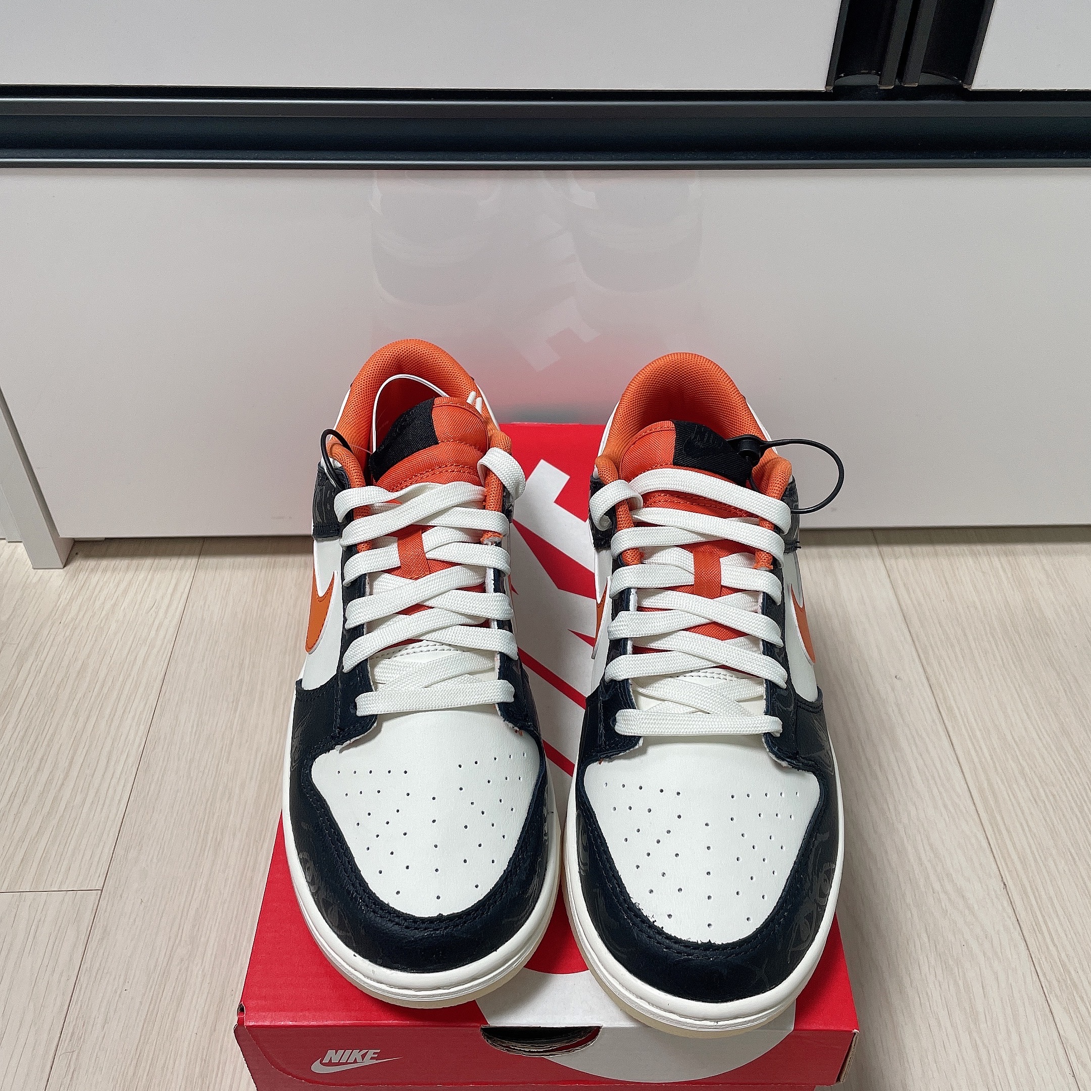 Nike Dunk Low Retro PRM Halloween 착용 스타일 - 1