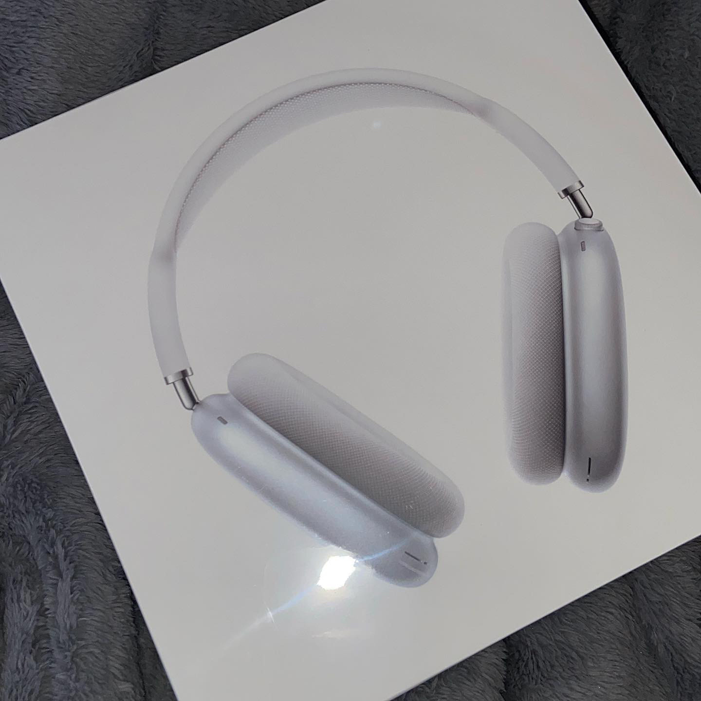 Apple AirPods Max Lightning Silver (Korean Ver.) 착용 스타일 - 3