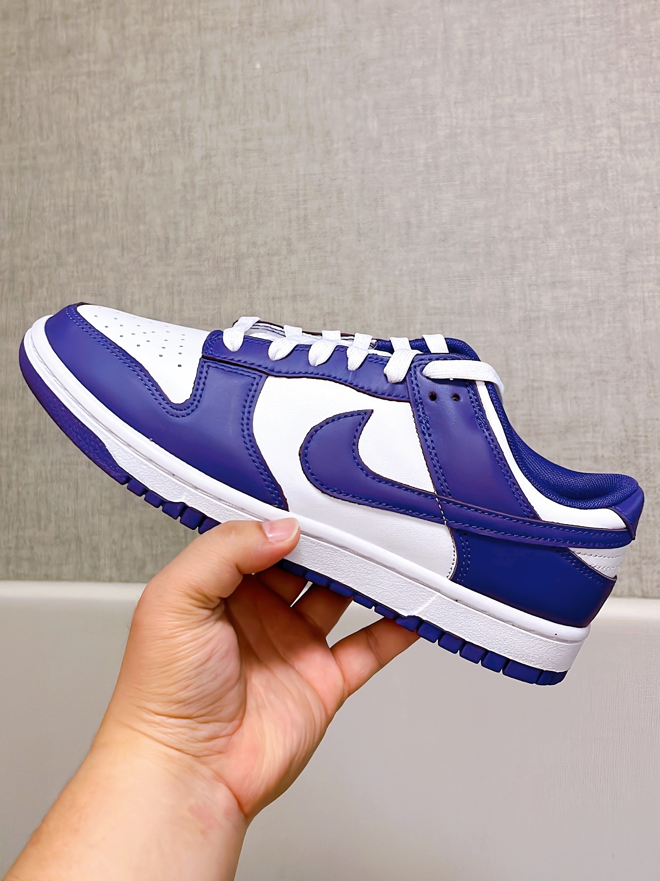 Nike Dunk Low Retro Championship Court Purple 착용 스타일