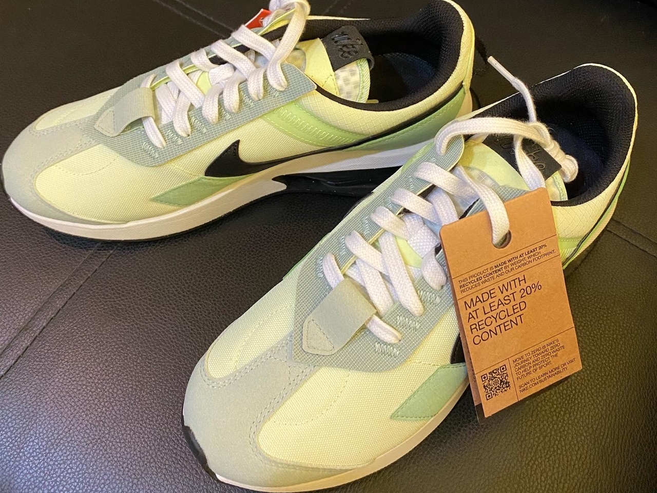 Nike Air Max Pre-Day Liquid Lime 착용 스타일 - 2