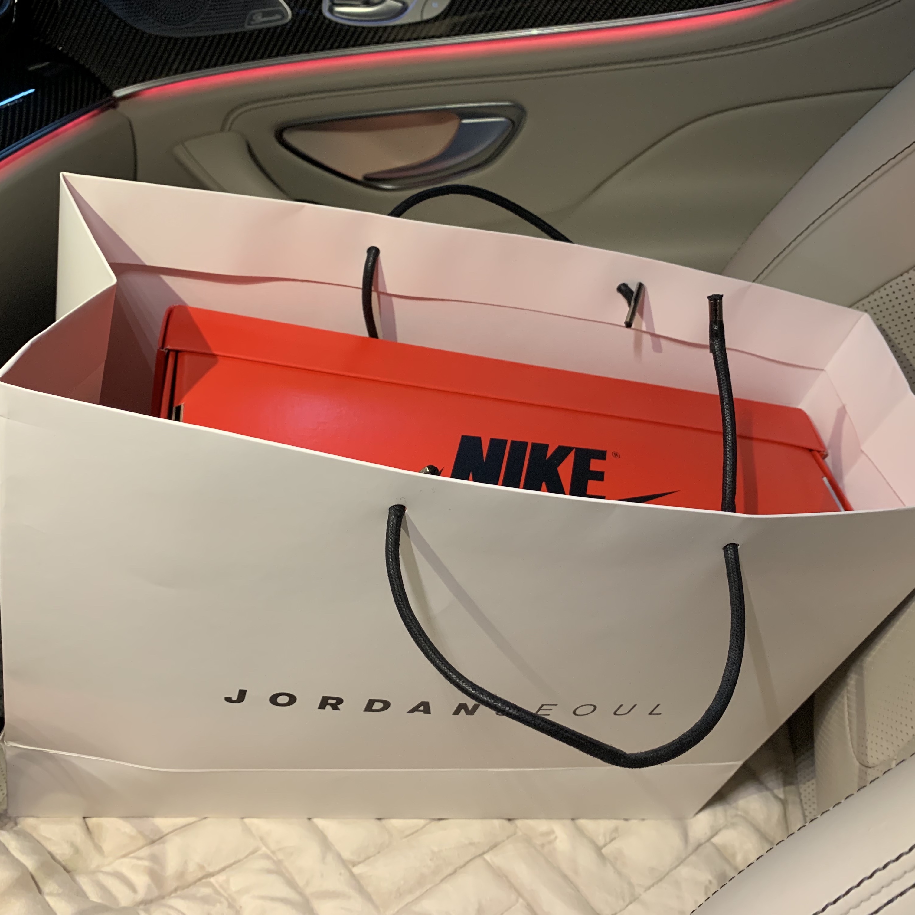 Jordan 1 High 85 College Navy 착용 스타일 - 2