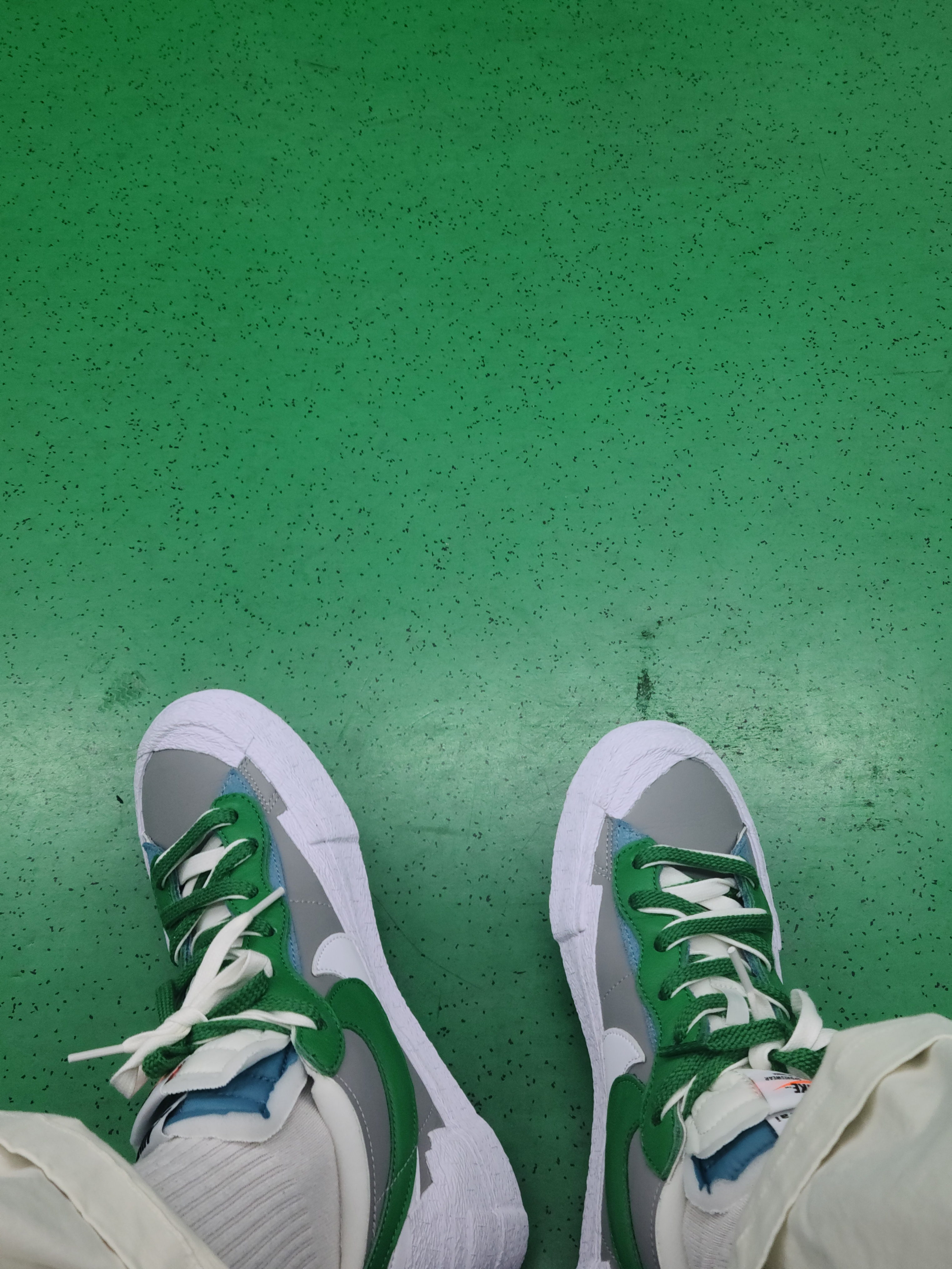 Nike x Sacai Blazer Low Classic Green 착용 스타일 - 2