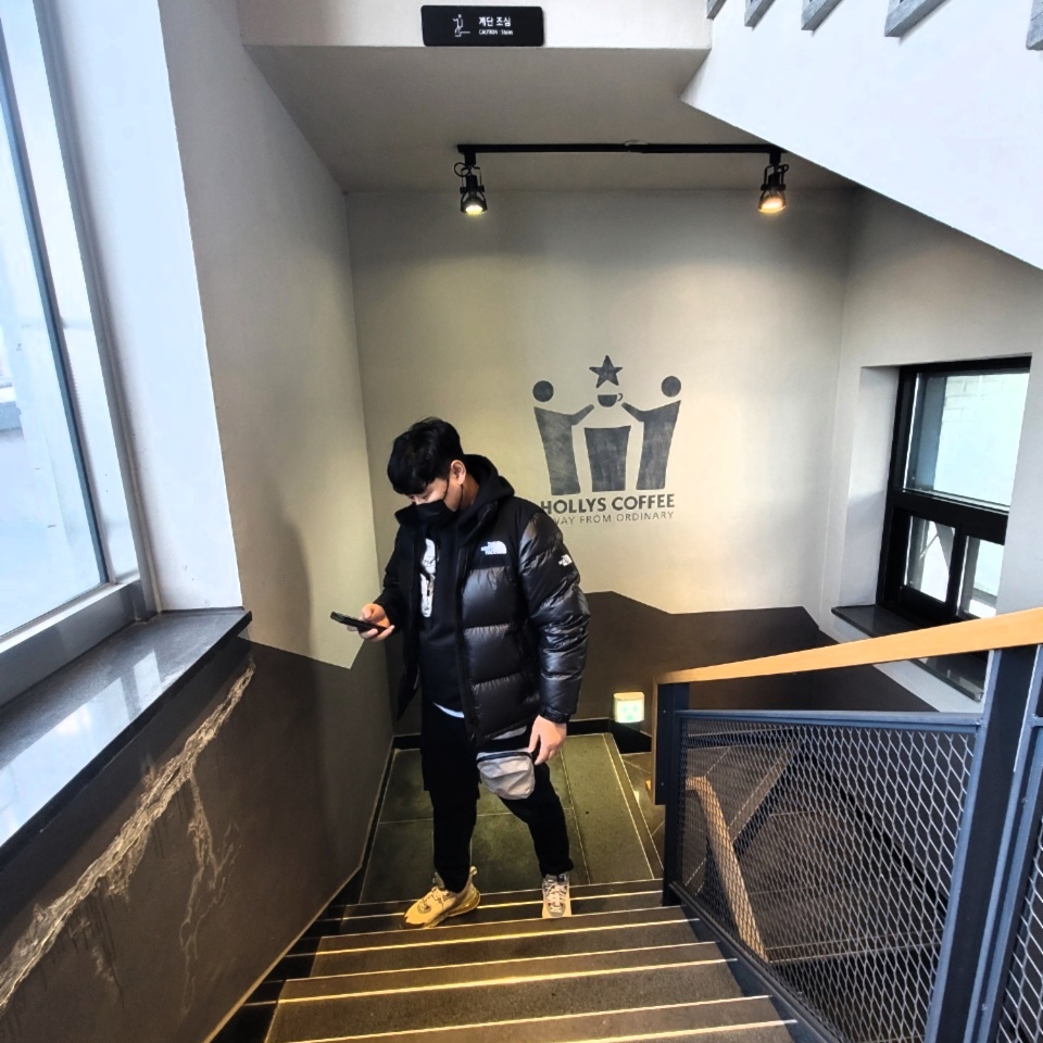 Nike x Travis Scott NRG AG Utility Hoodie Black, Nike x Travis Scott NRG AG Utility Sweatpants Black 착용 스타일 - 1