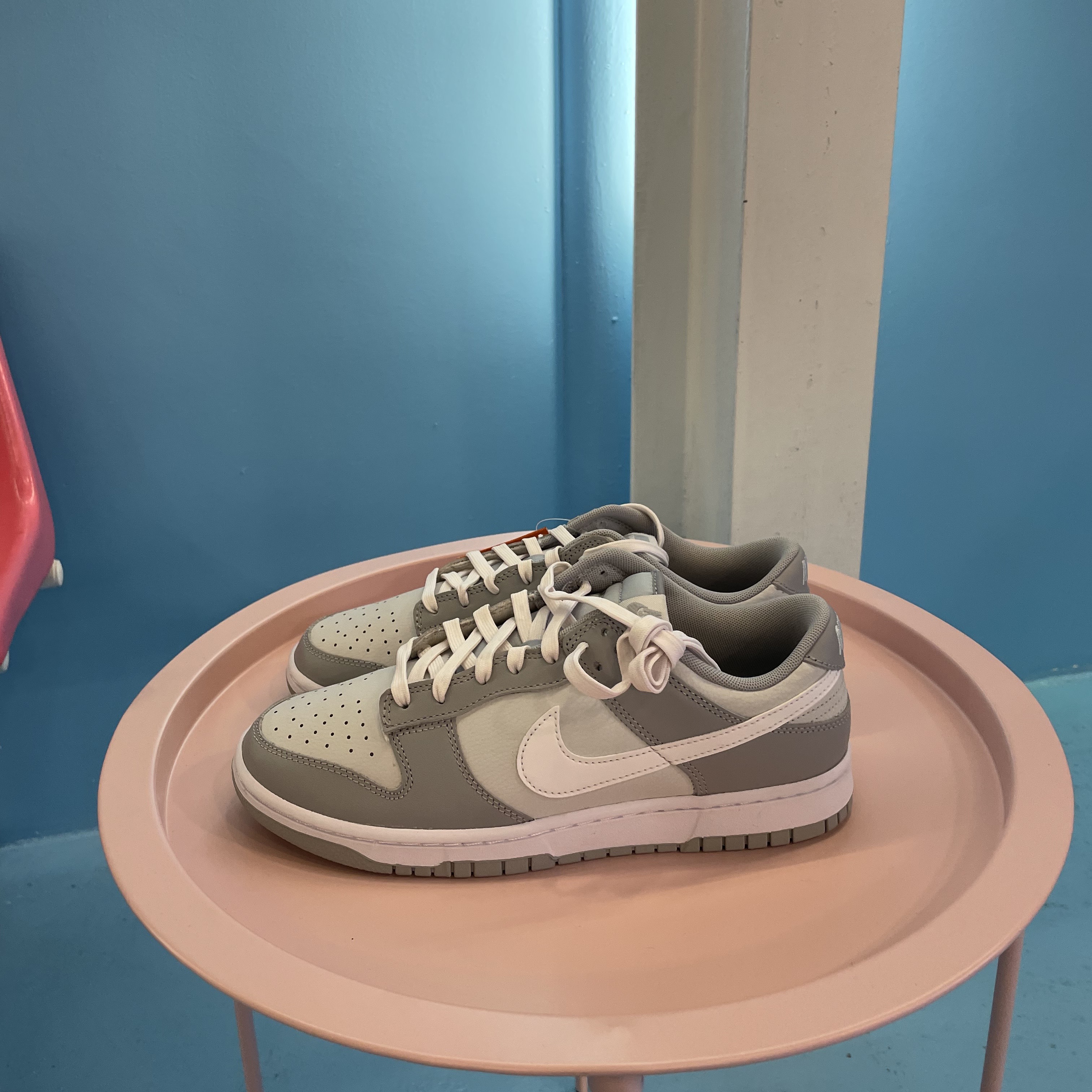 Nike Dunk Low Retro Wolf Grey 착용 스타일 - 3
