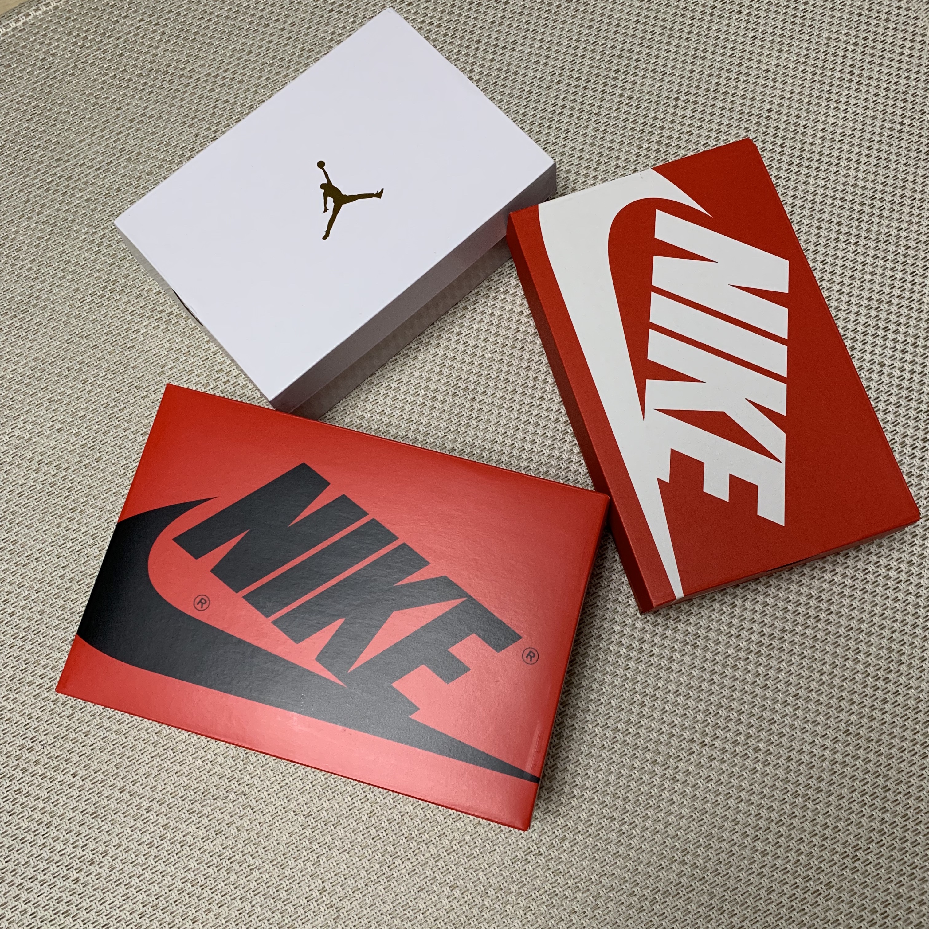 Jordan 1 High 85 College Navy, Nike Dunk Low Retro Black 착용 스타일 - 1
