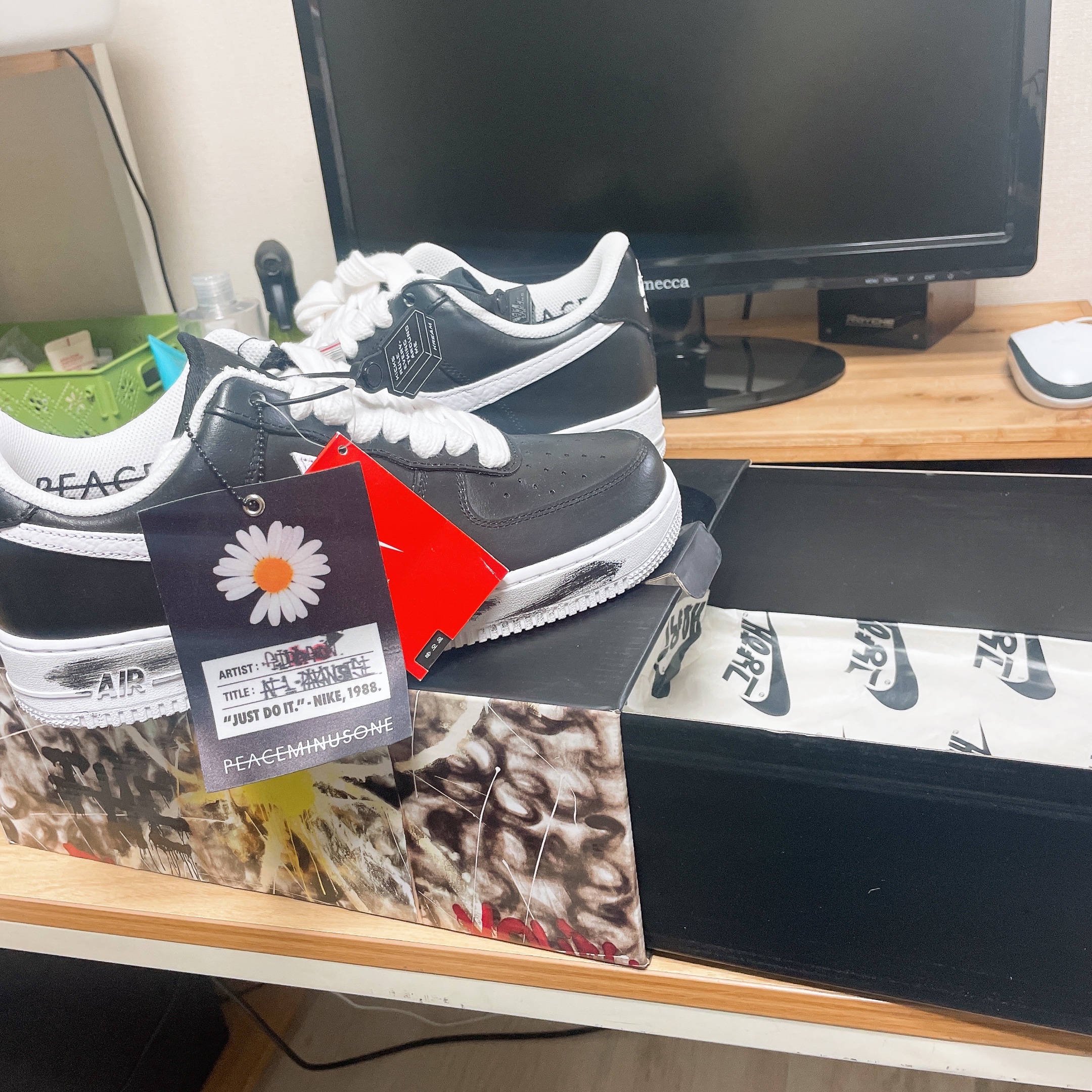 Nike x Peaceminusone Air Force 1 Low Para-Noise 착용 스타일
