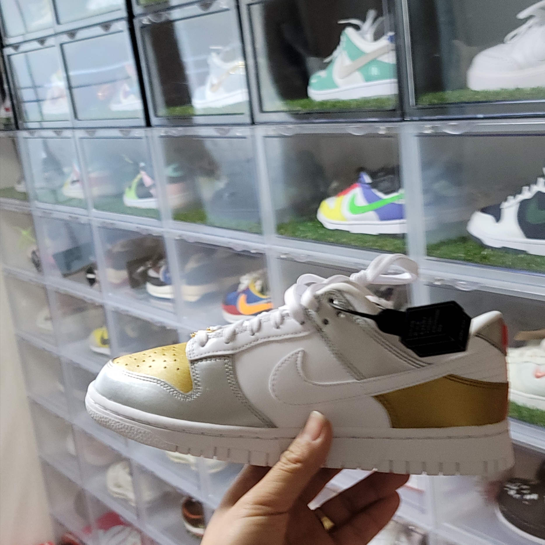 Nike x Sacai x Undercover LDWaffle Night Maroon Team Royal, Nike x Sacai x Undercover LDWaffle Midnight Spruce University Red 착용 스타일