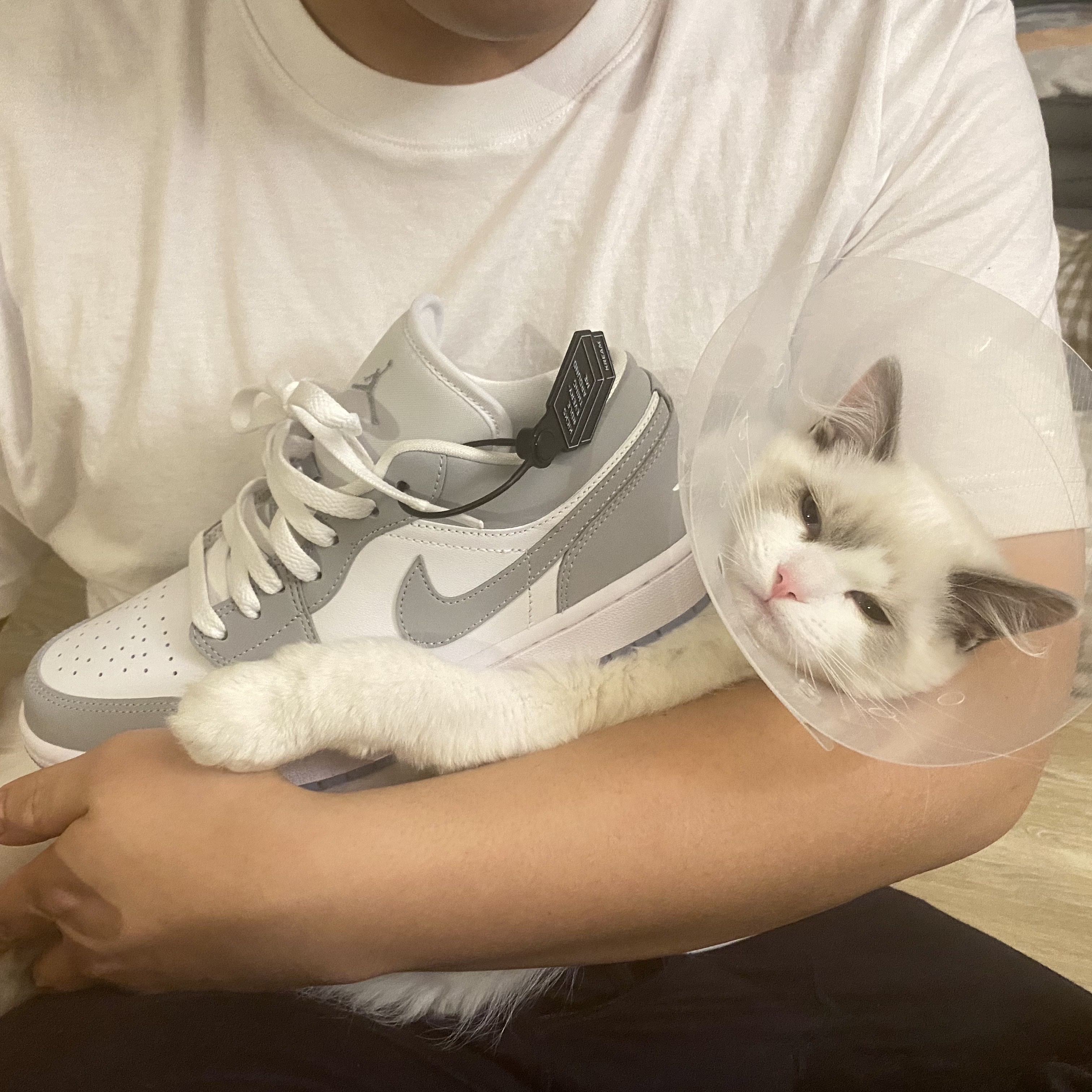 Nike x Sacai VaporWaffle Black White, (W) Jordan 1 Low White Wolf Grey 착용 스타일 - 2
