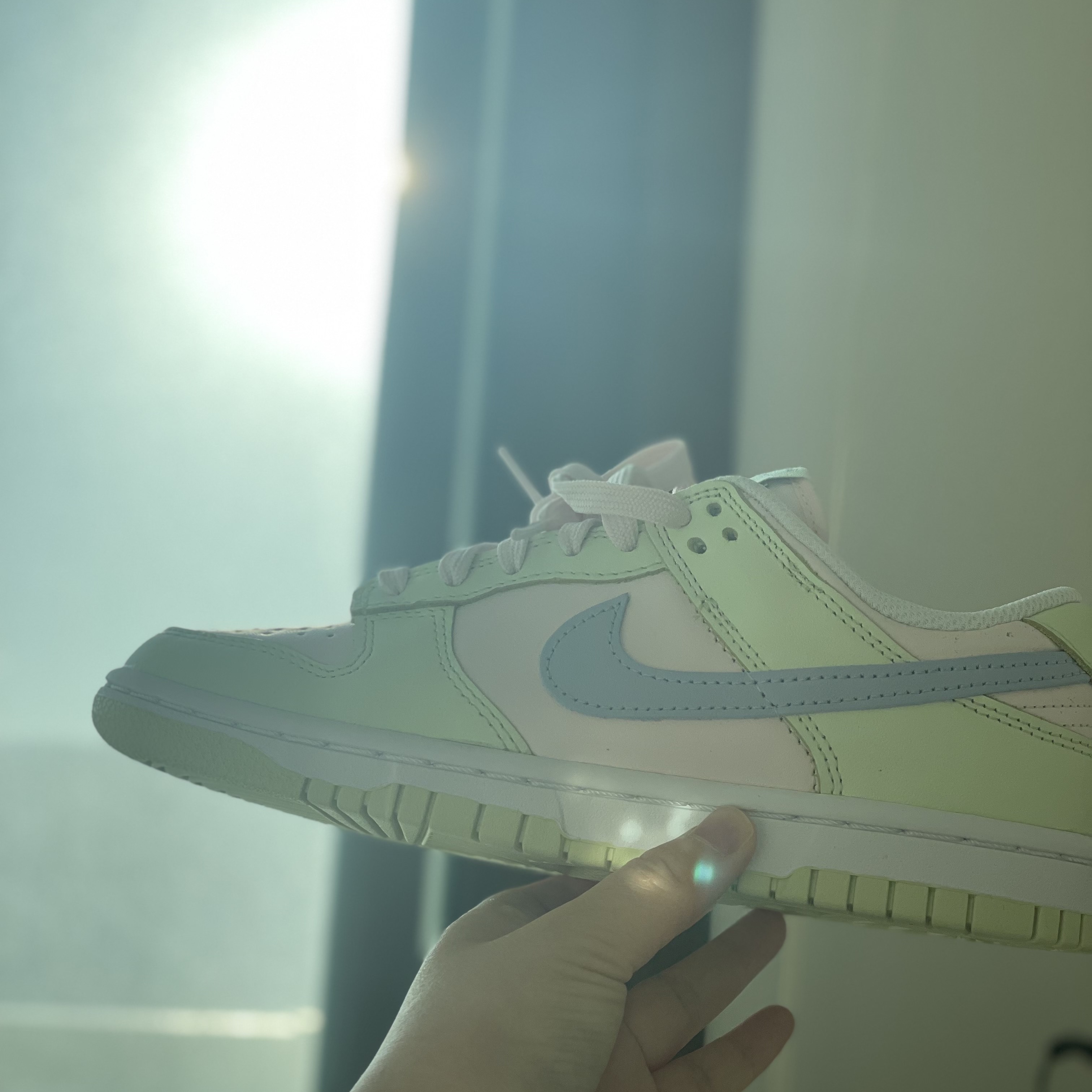(W) Nike Dunk Low Light Soft Pink 착용 스타일 - 4