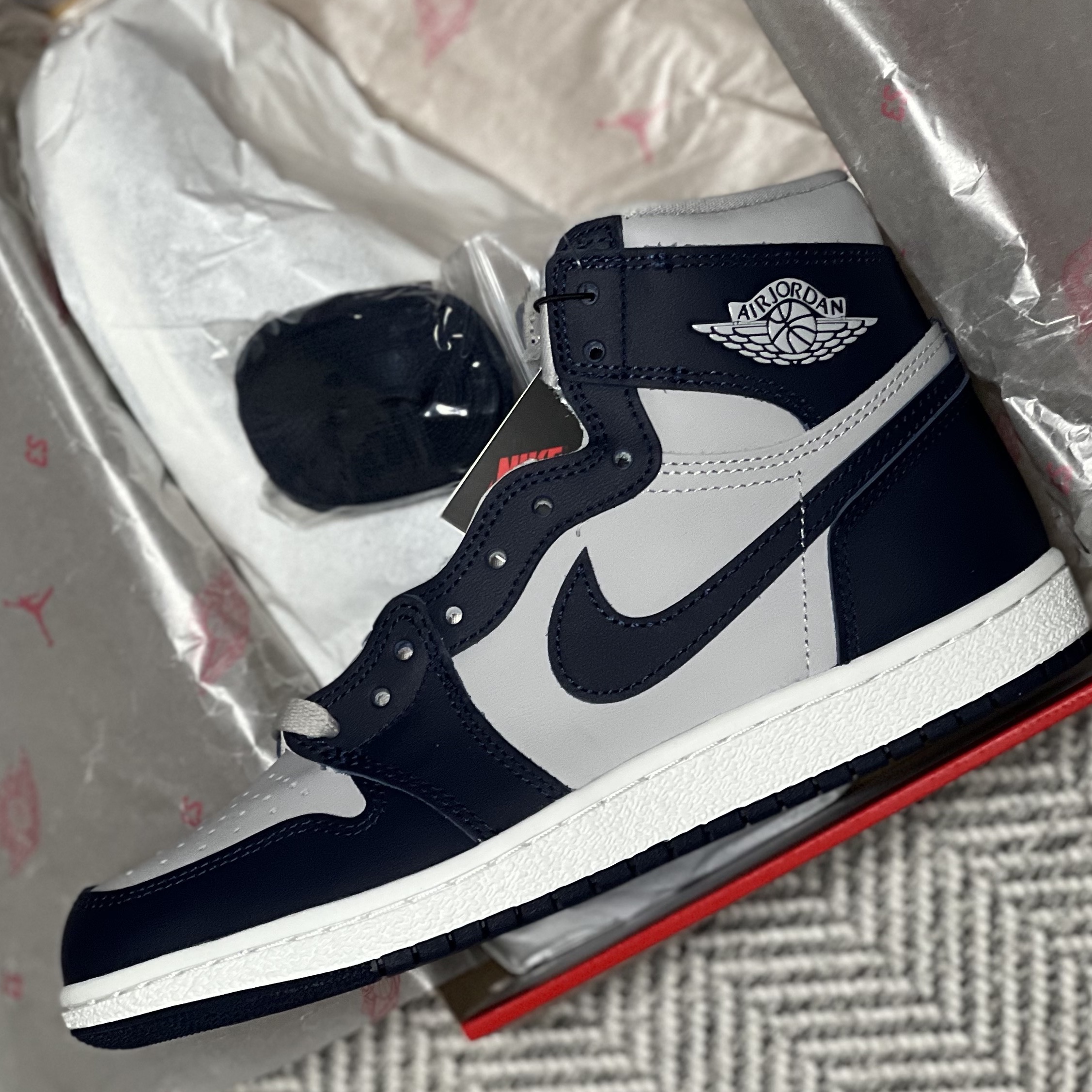 Jordan 1 High 85 College Navy 착용 스타일 - 1