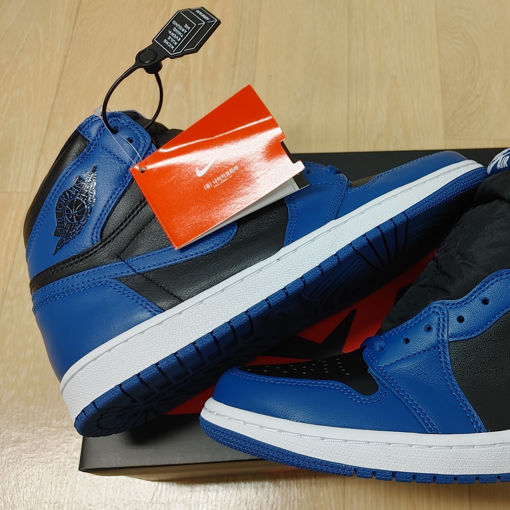 Jordan 1 Retro High OG Dark Marina Blue 착용 스타일 - 3