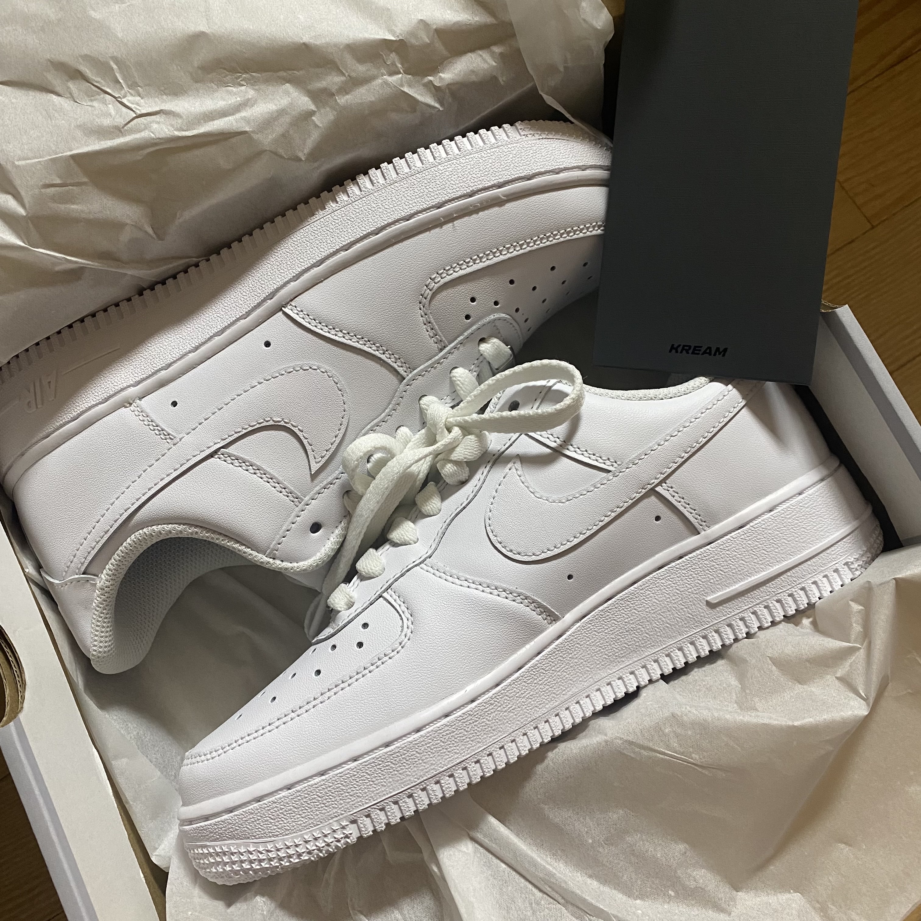 Nike Air Force 1 '07 Low White, (W) Nike Air Force 1 '07 Low White 착용 스타일