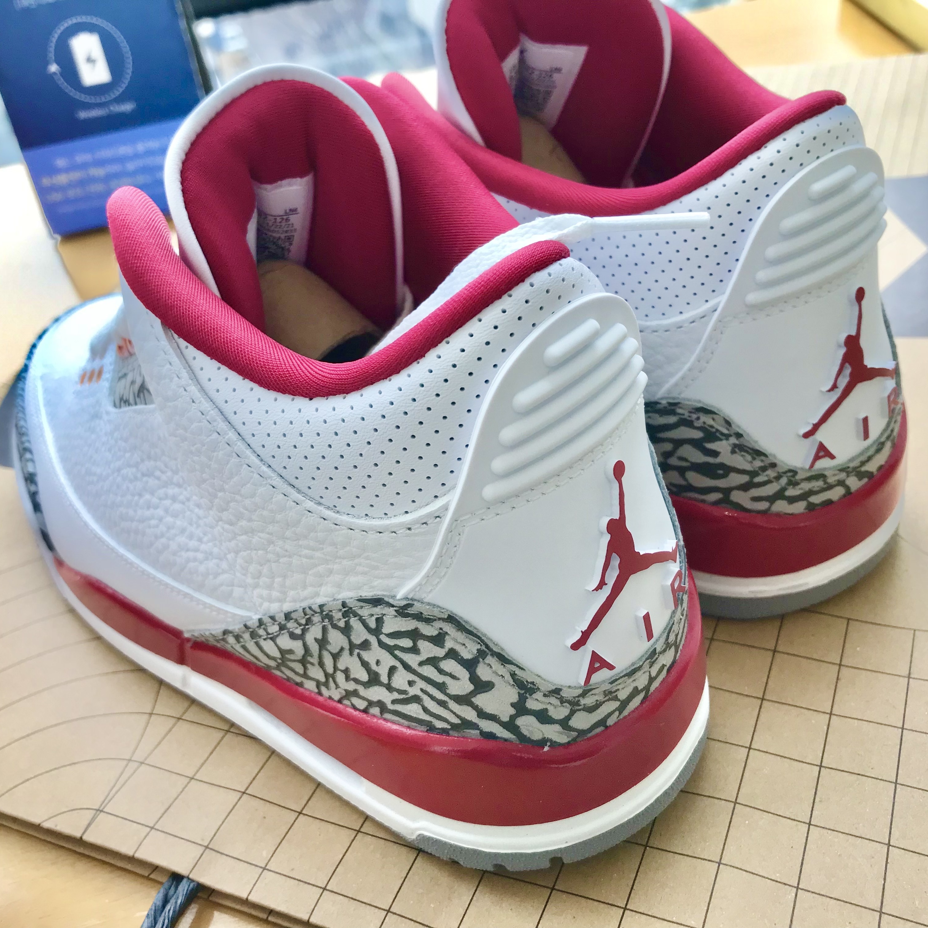 Jordan 3 Retro Cardinal Red 착용 스타일 - 2