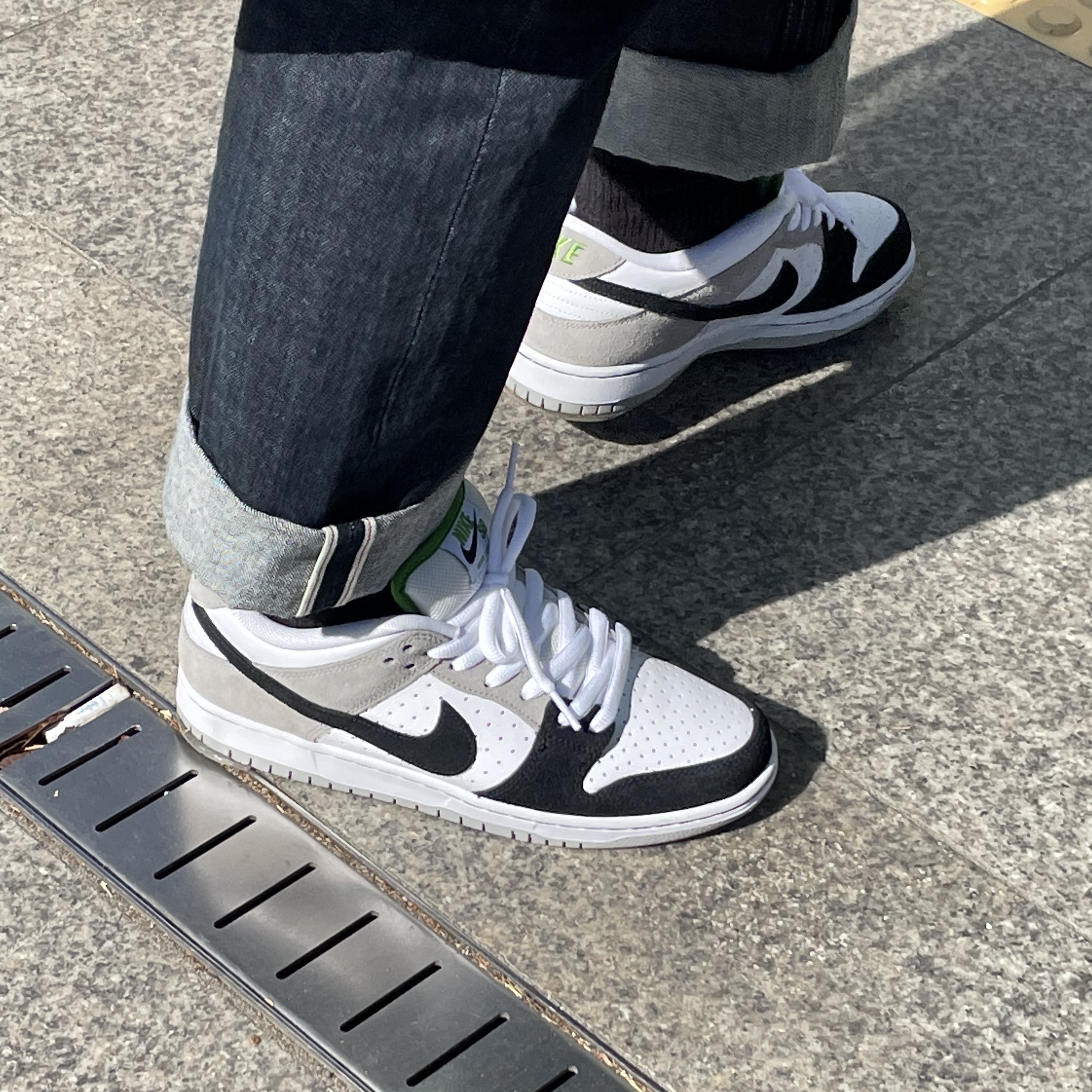 Nike SB Dunk Low Pro Chlorophyll 착용 스타일
