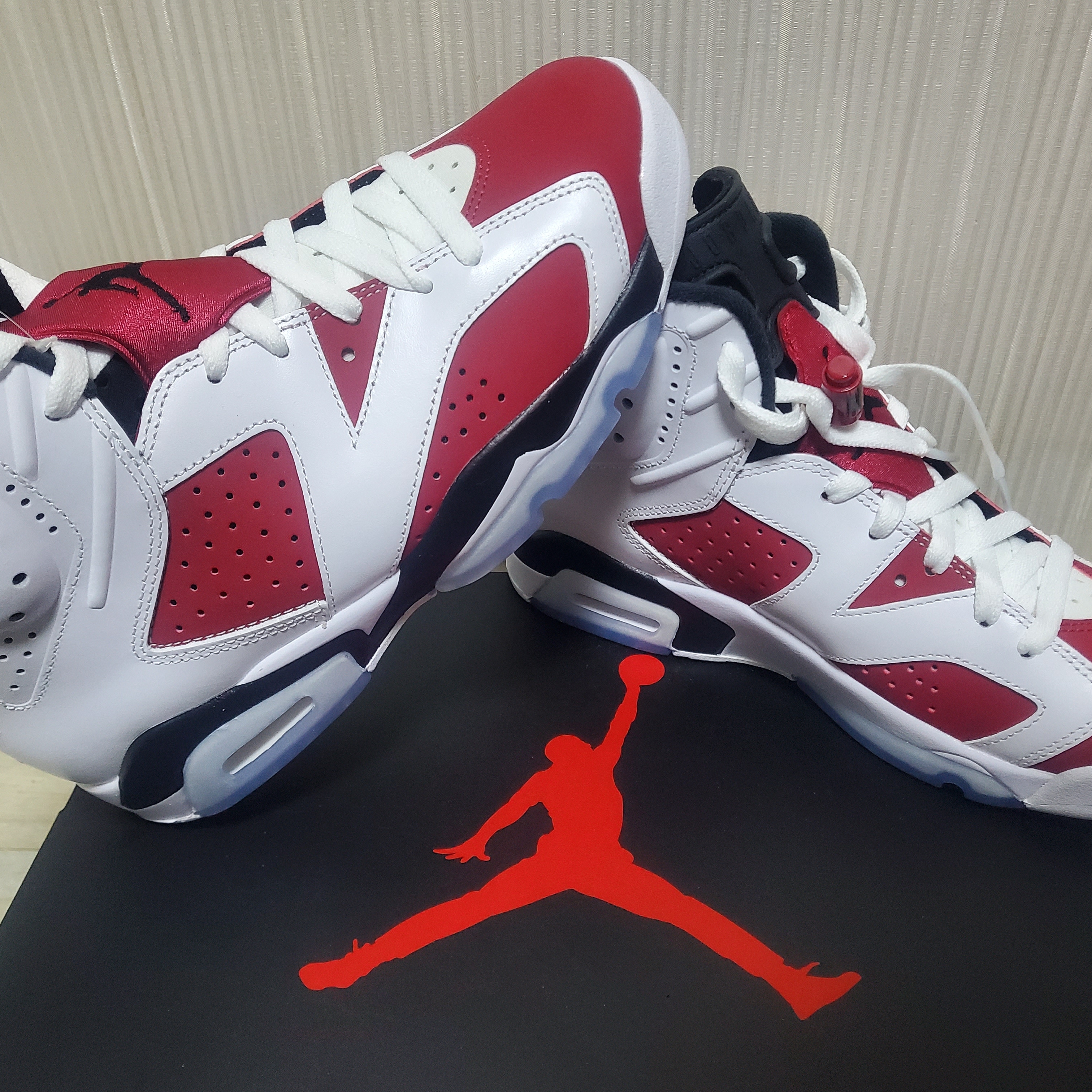 Jordan 6 Retro Carmine 2021 착용 스타일