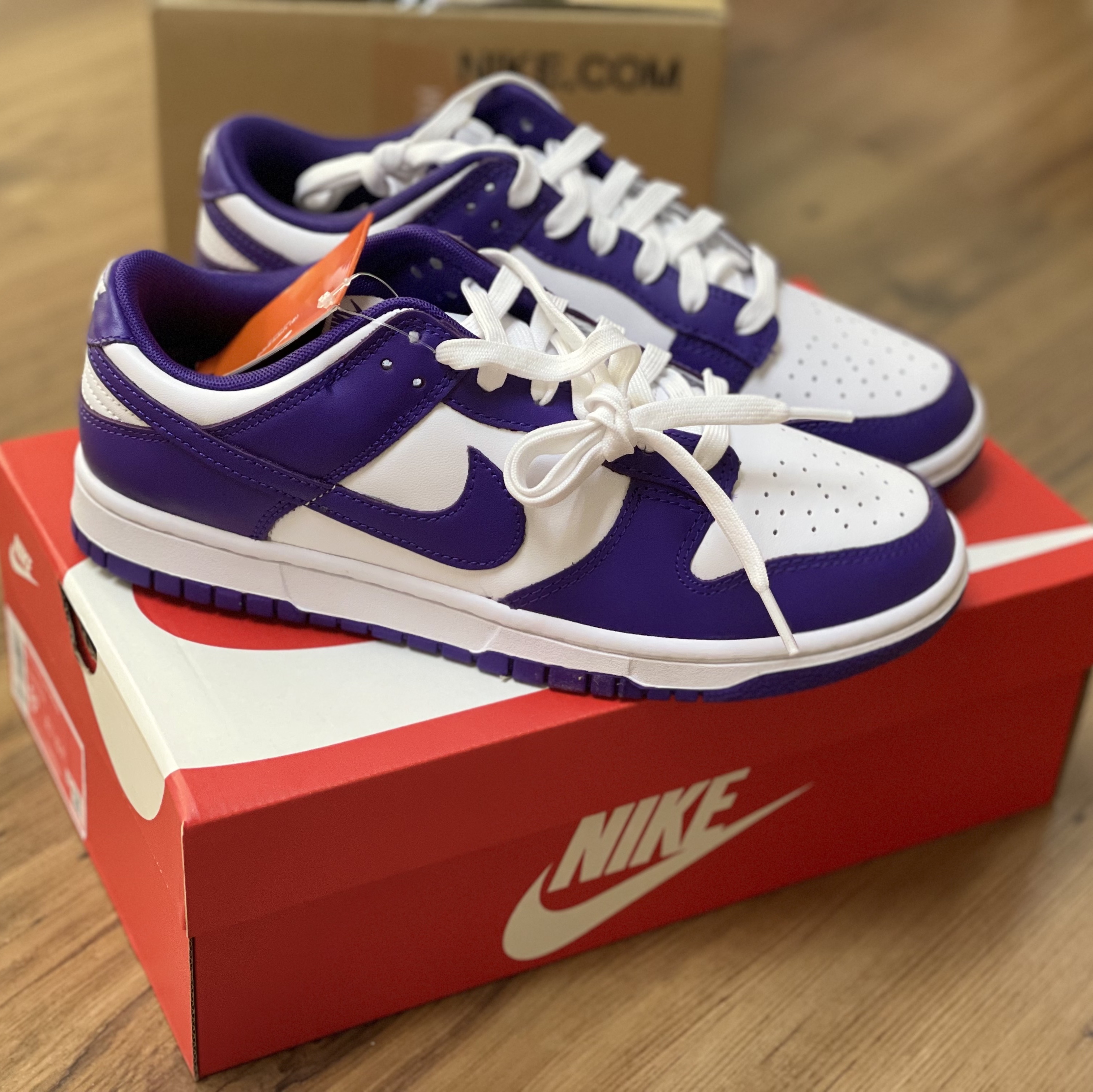Nike Dunk Low Retro Championship Court Purple 착용 스타일