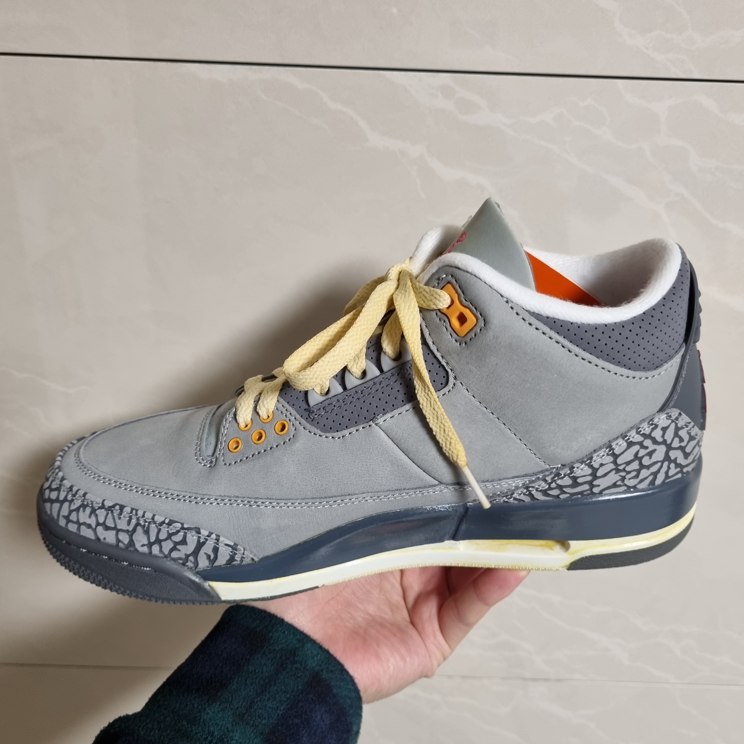 Jordan 3 Retro Cool Grey 착용 스타일 - 3