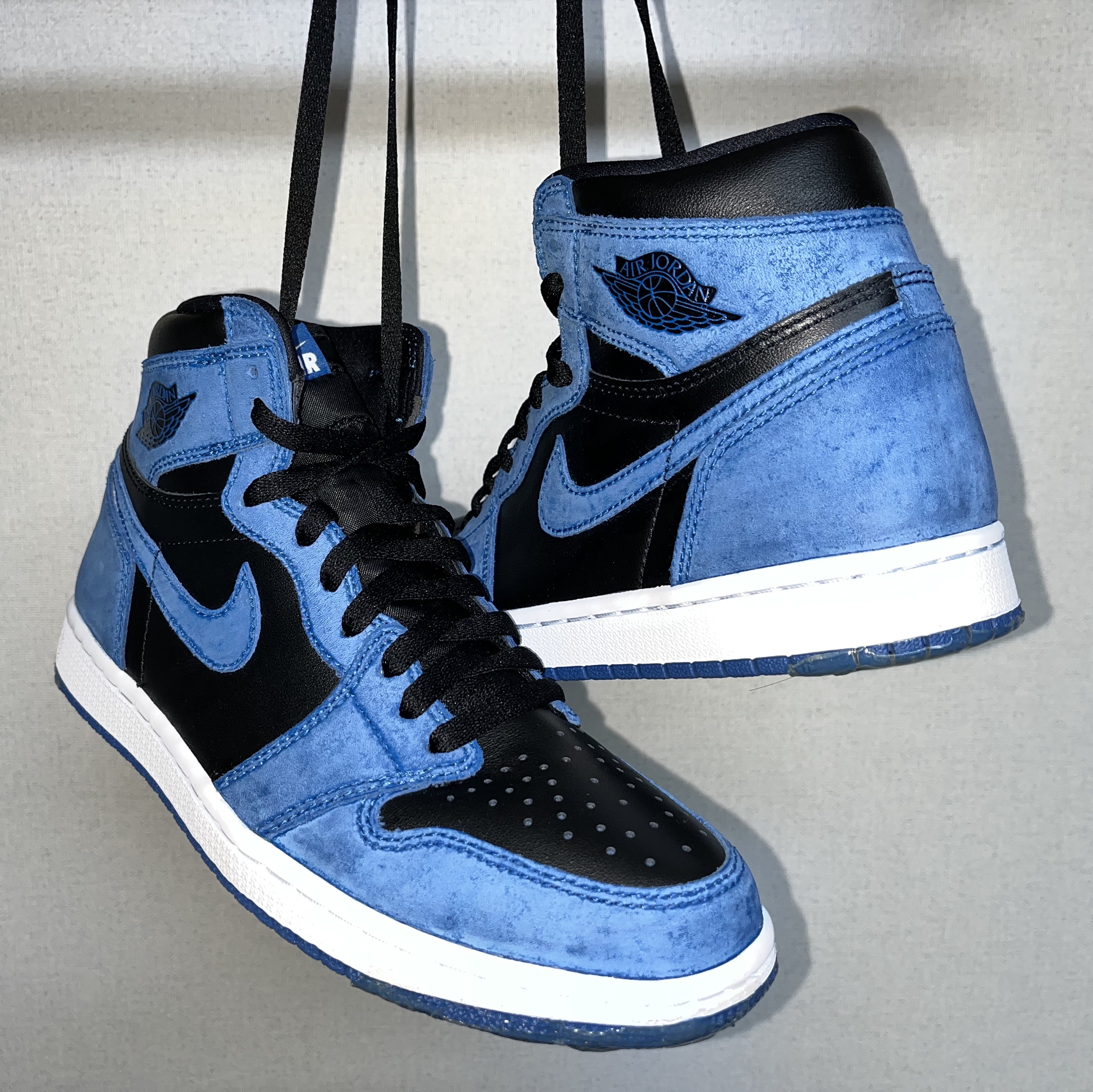 Jordan 1 Retro High OG Dark Marina Blue 착용 스타일