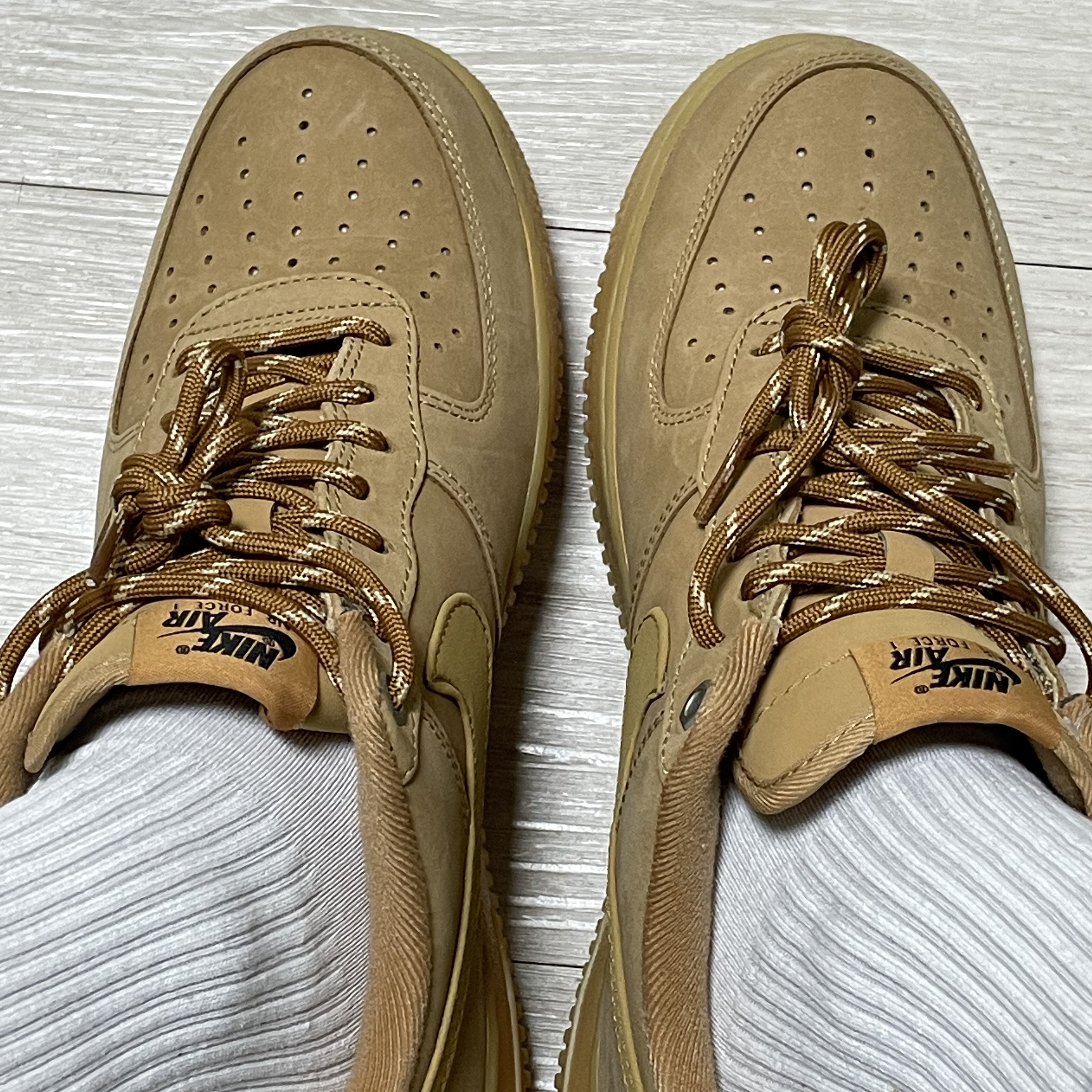 Nike Air Force 1 '07 WB Flax 착용 스타일 - 2