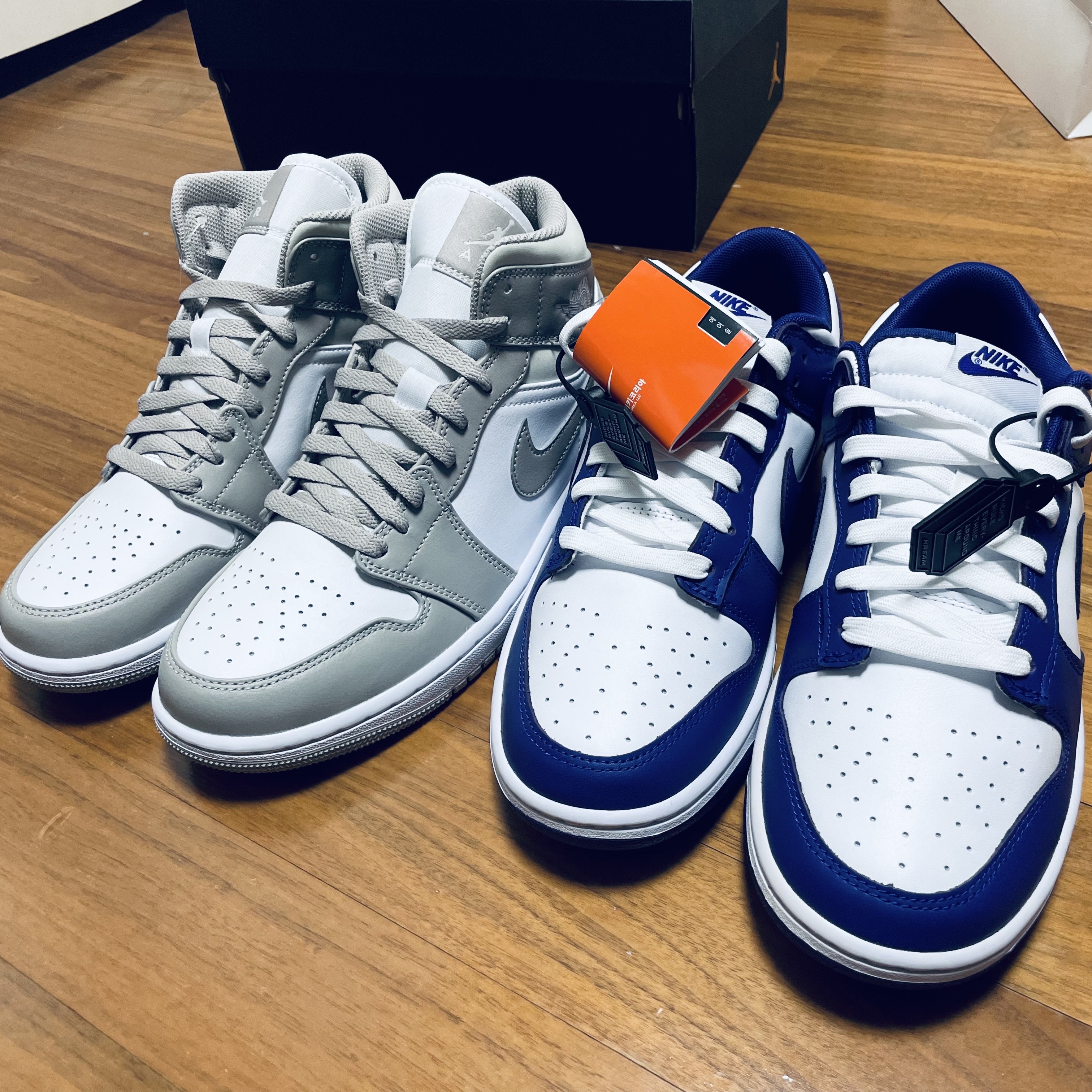Jordan 1 Mid College Grey, Nike Dunk Low Retro Championship Court Purple 착용 스타일 - 1