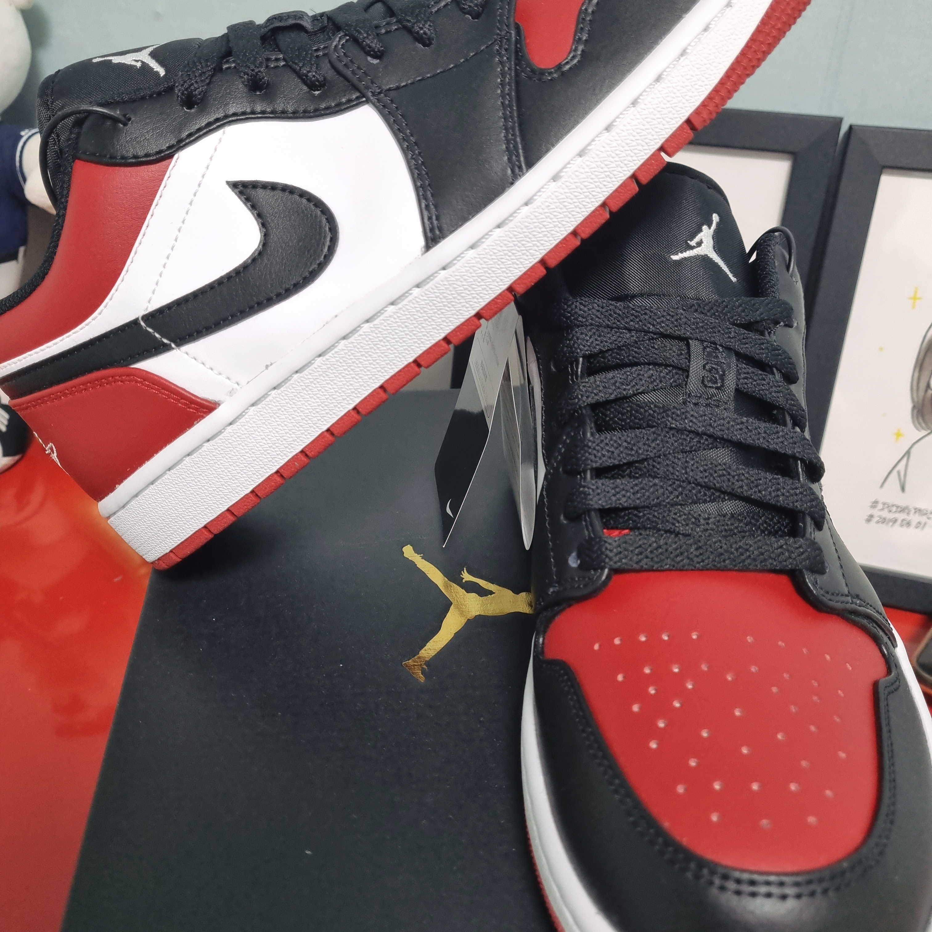 Jordan 1 Low Bred Toe 착용 스타일 - 4
