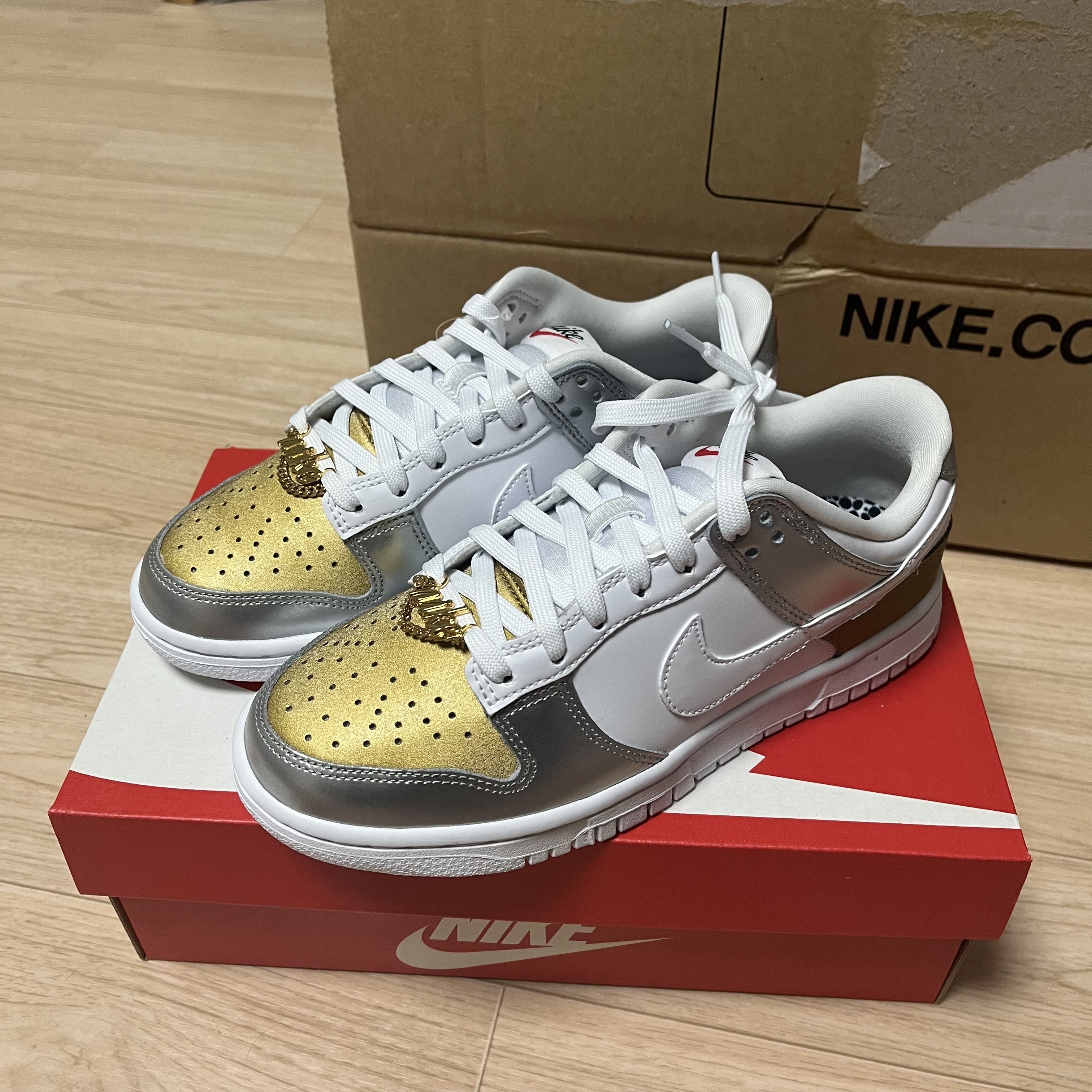 (W) Nike Dunk Low SE Heirloom 착용 스타일 - 2