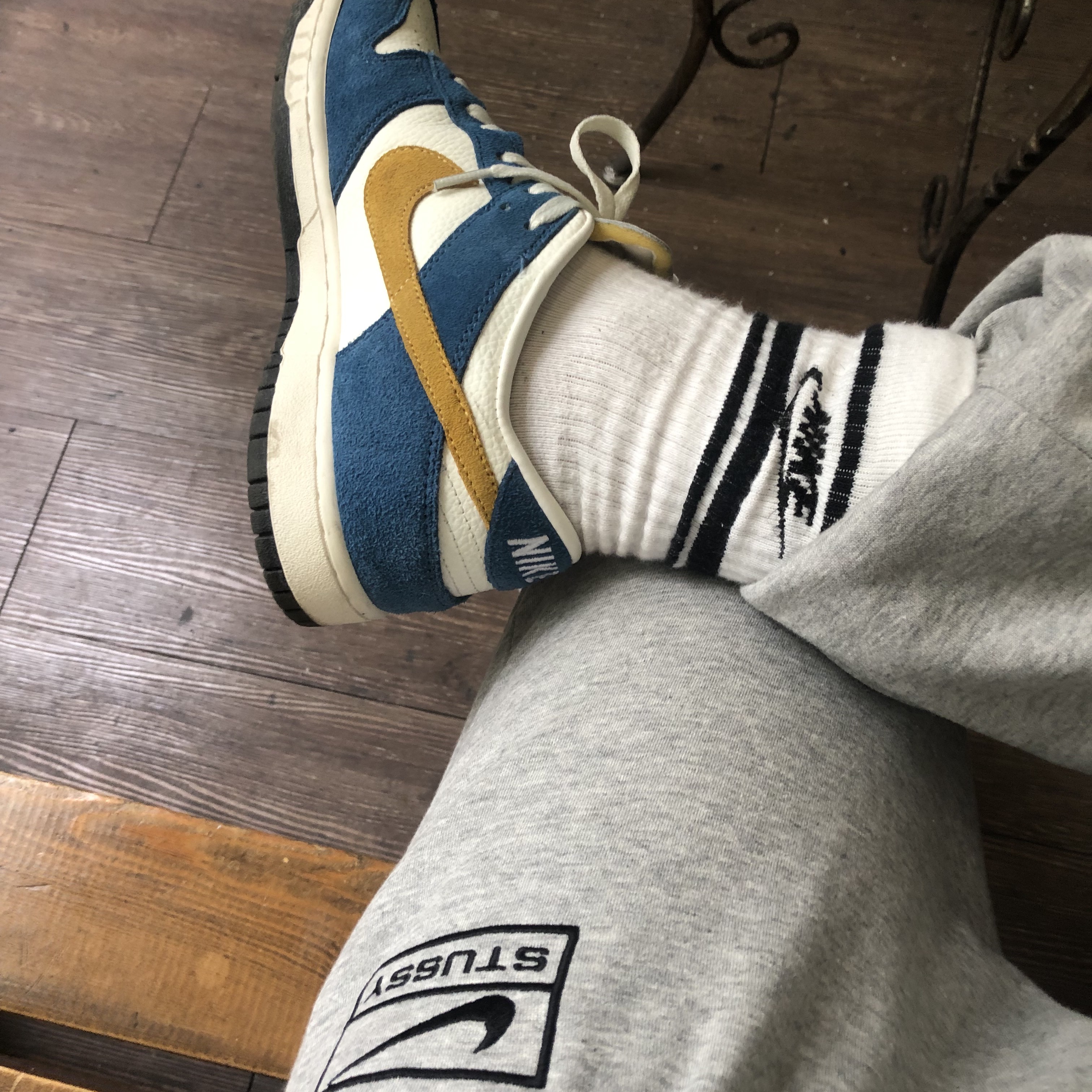 Nike x Kasina Dunk Low 80's Bus, Nike x Stussy NRG BR Fleece Pants Grey 착용 스타일