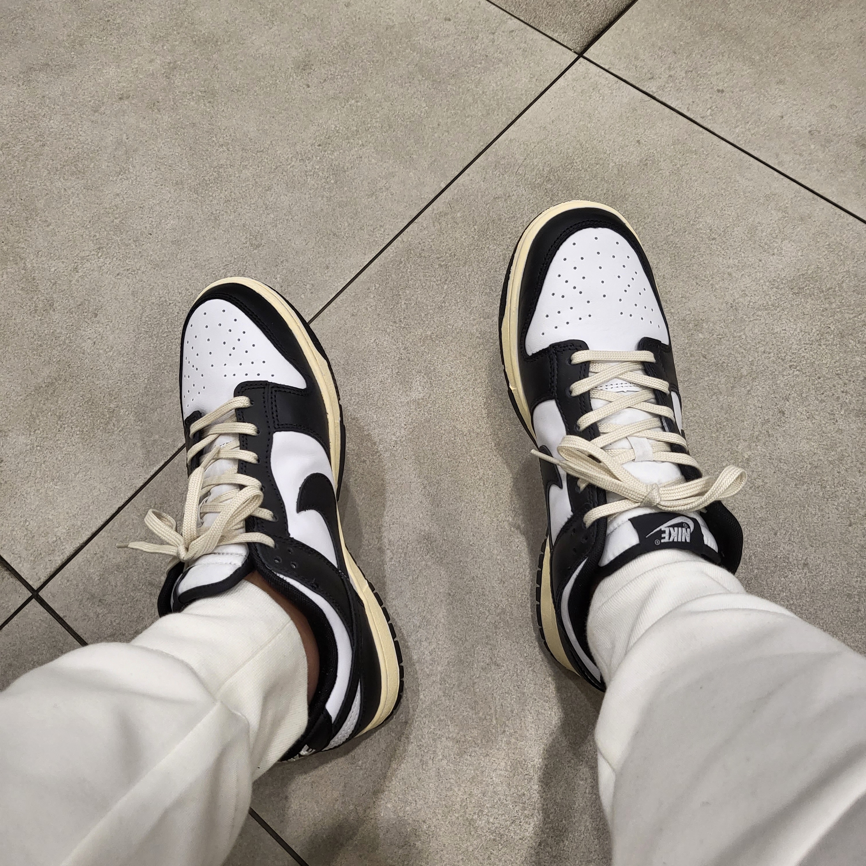 Nike Dunk Low Retro Black 착용 스타일