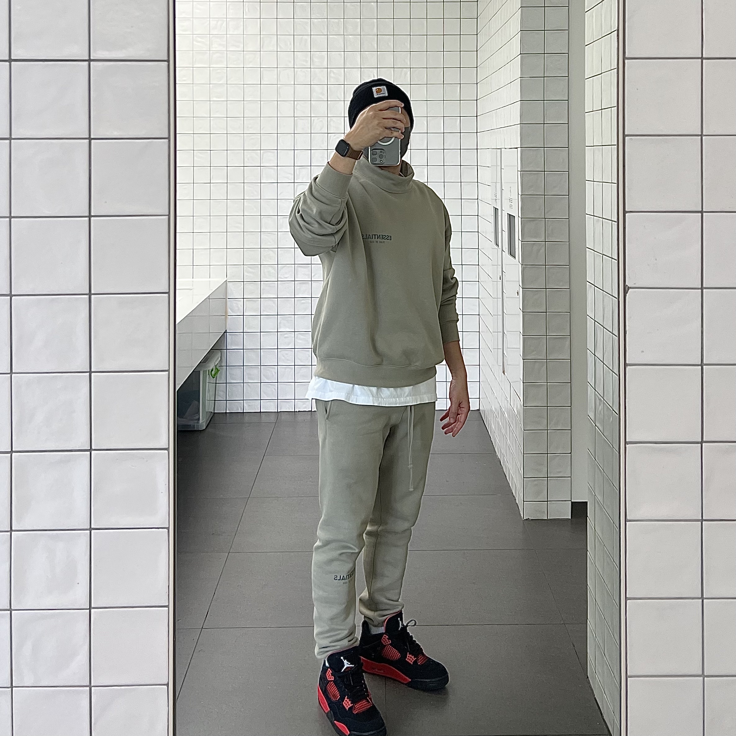 Jordan 4 Retro Crimson, (Kids) Essentials Pull-Over Mockneck Pistachio - 21FW 착용 스타일
